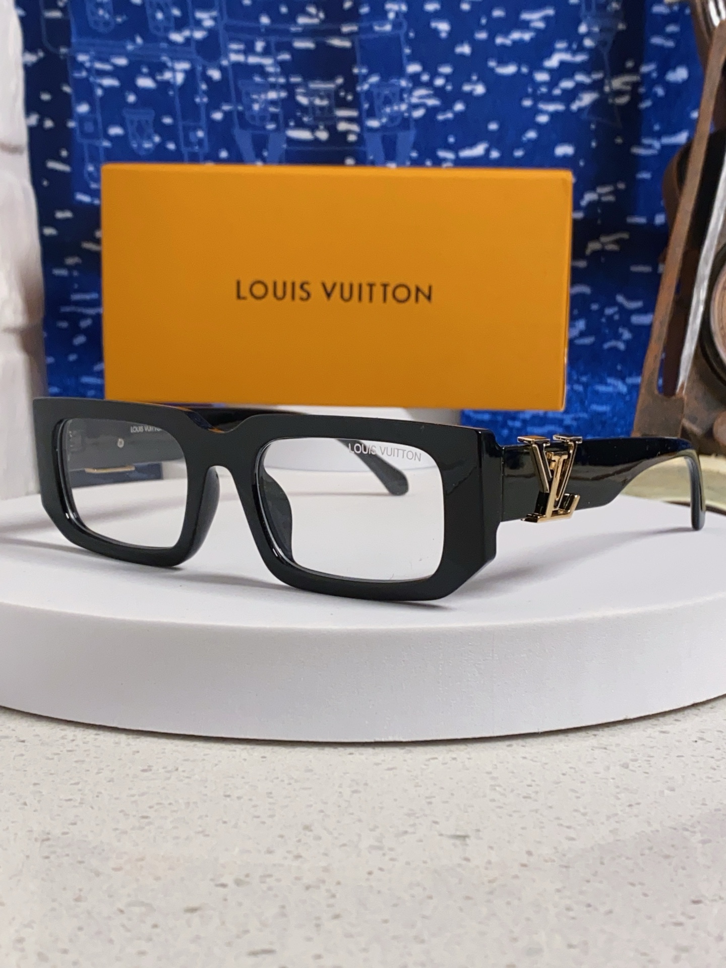  LouisVuitton路易威登 2025新款男士金属太阳镜百搭显脸小 长方形