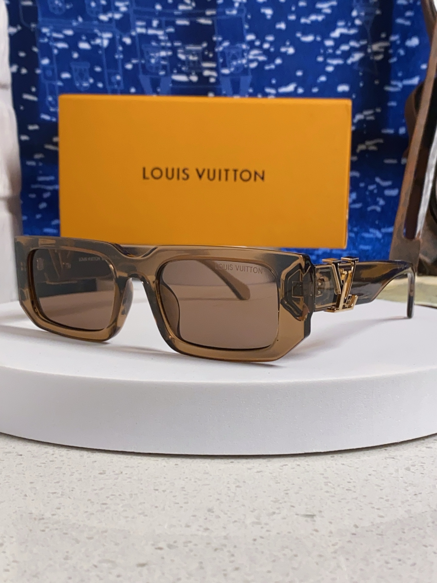  LouisVuitton路易威登 2025新款男士金属太阳镜百搭显脸小 长方形