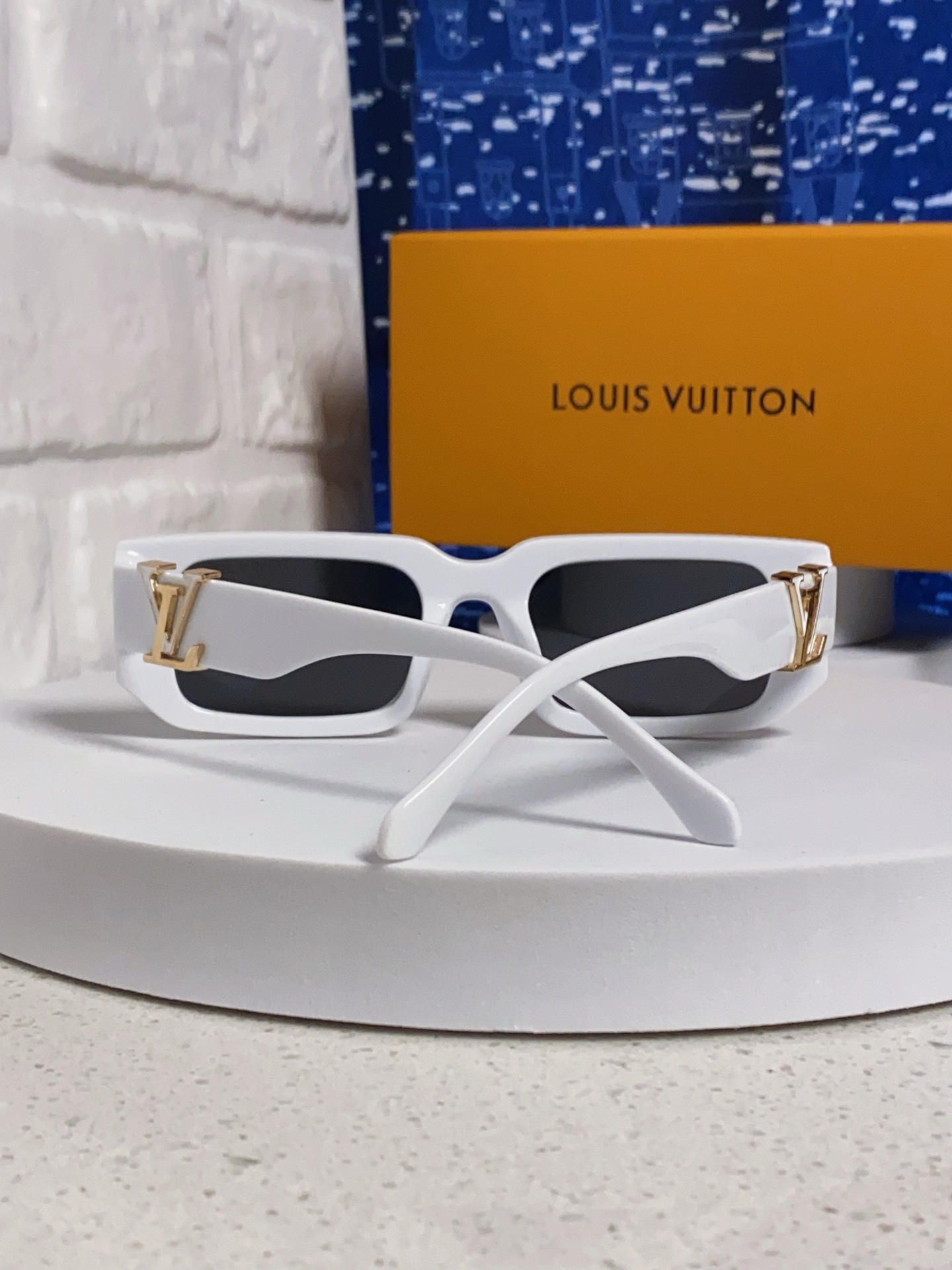  LouisVuitton路易威登 2025新款男士金属太阳镜百搭显脸小 长方形