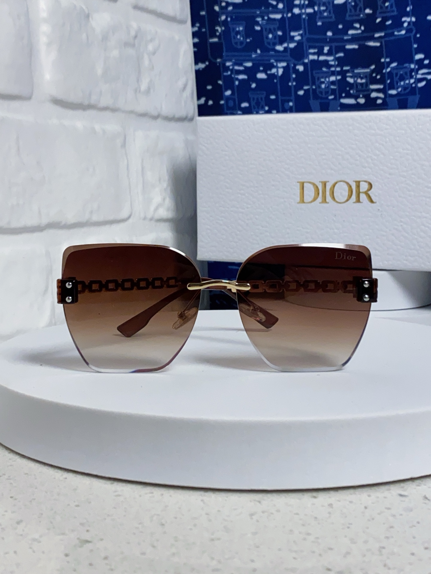  Dior迪奥 2025新款太阳眼镜女款大脸显瘦防紫外线防晒驾驶偏光 