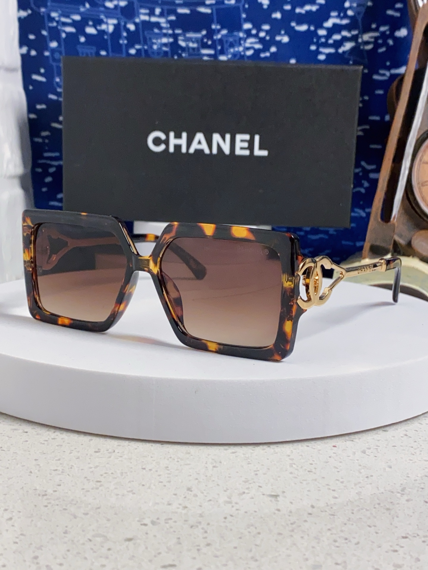 Chanel香奈儿 2025新款时尚大框太阳镜女高级感方形ins风街拍欧美跨境遮阳驾驶墨镜