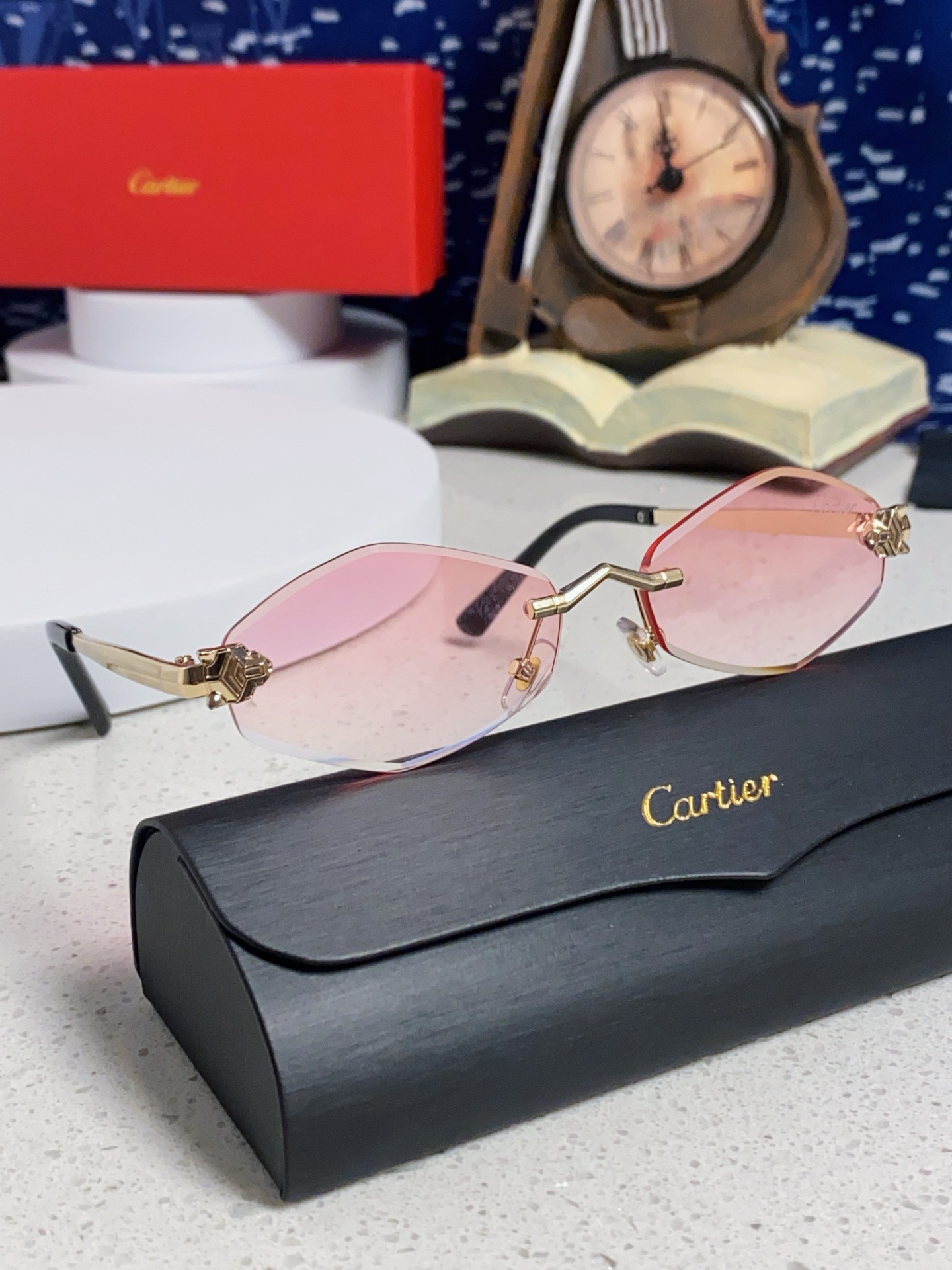 Cartier卡地亚 2025新款时尚复古个性舒适 前卫CT0443S太阳镜 墨镜高质感潮 金属无框豹子