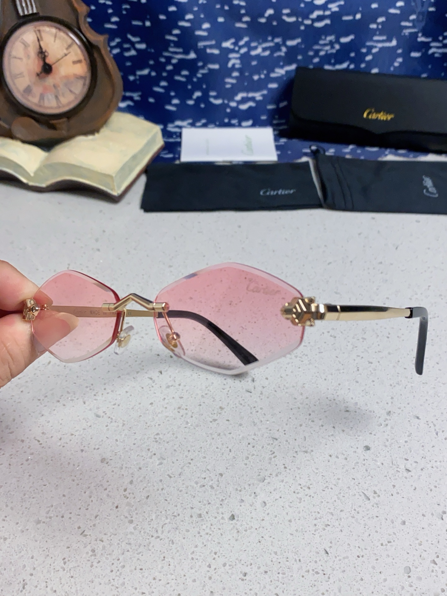 Cartier卡地亚 2025新款时尚复古个性舒适 前卫CT0443S太阳镜 墨镜高质感潮 金属无框豹子