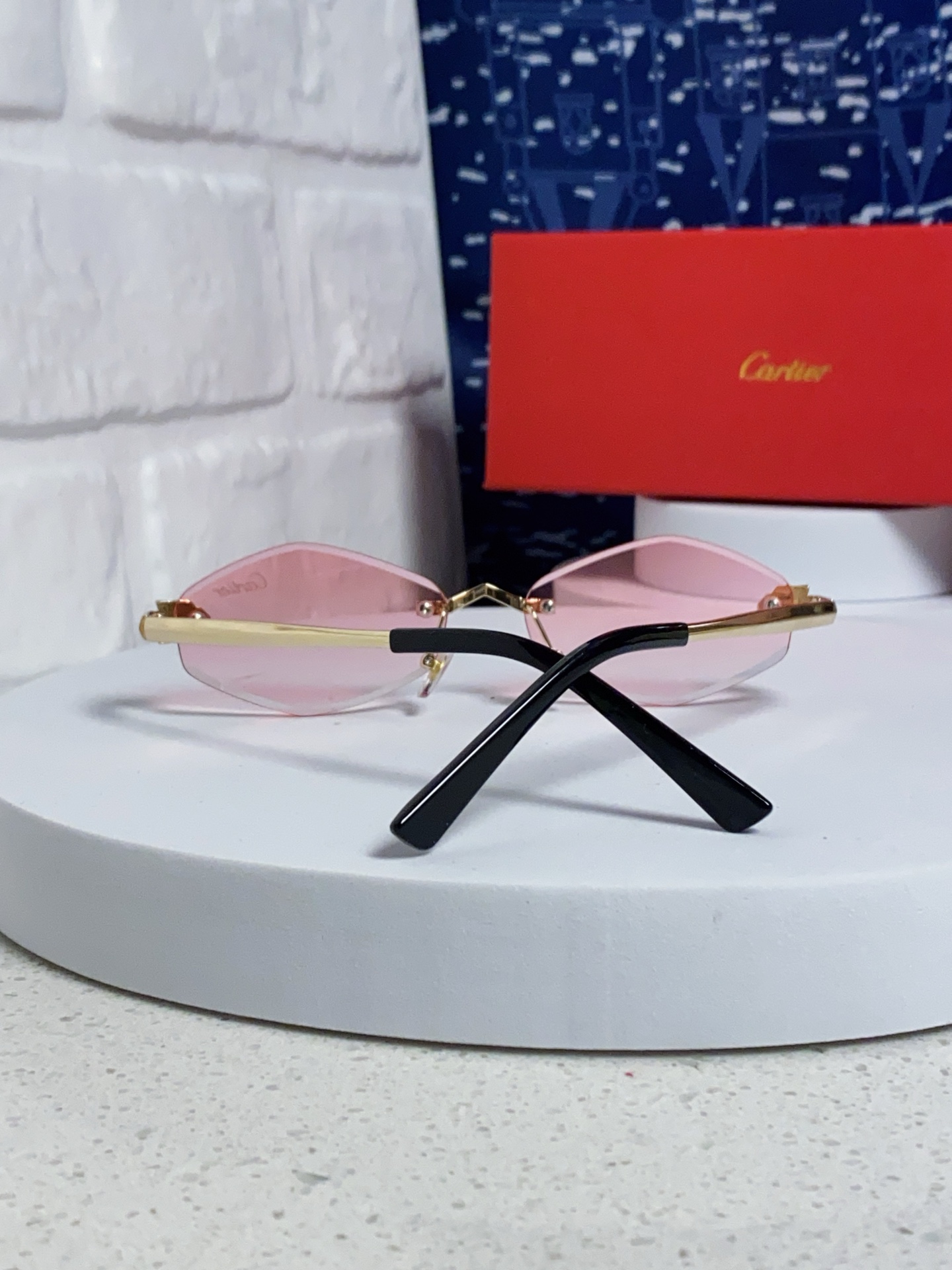 Cartier卡地亚 2025新款时尚复古个性舒适 前卫CT0443S太阳镜 墨镜高质感潮 金属无框豹子