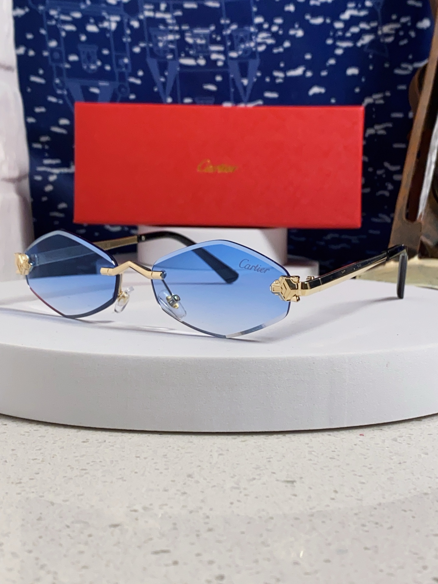 Cartier卡地亚 2025新款时尚复古个性舒适 前卫CT0443S太阳镜 墨镜高质感潮 金属无框豹子