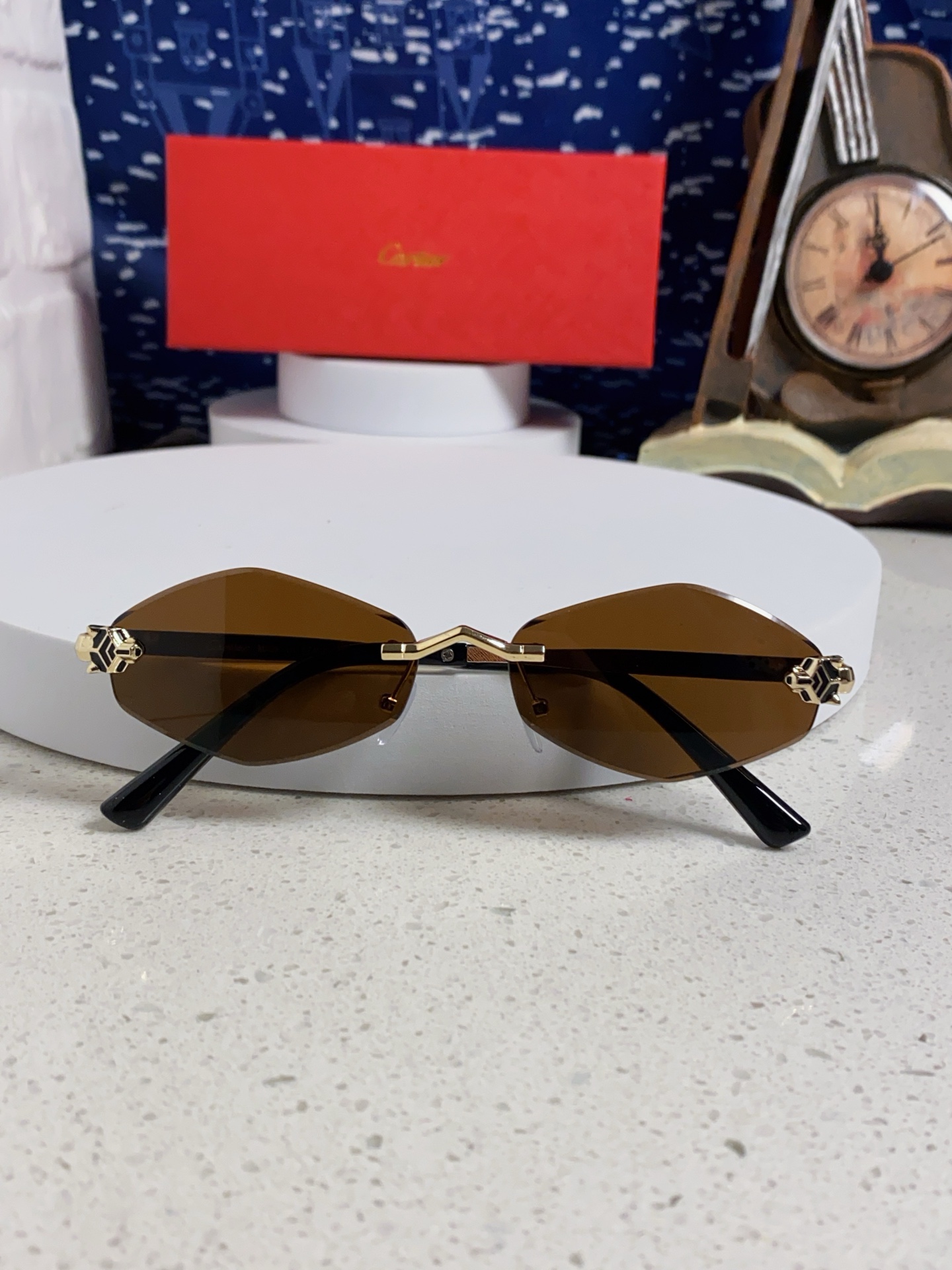 Cartier卡地亚 2025新款时尚复古个性舒适 前卫CT0443S太阳镜 墨镜高质感潮 金属无框豹子