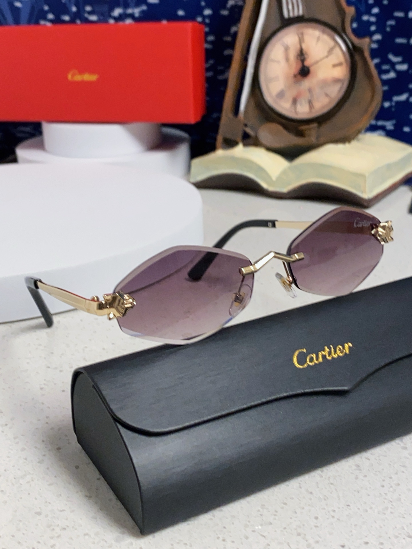 Cartier卡地亚 2025新款时尚复古个性舒适 前卫CT0443S太阳镜 墨镜高质感潮 金属无框豹子