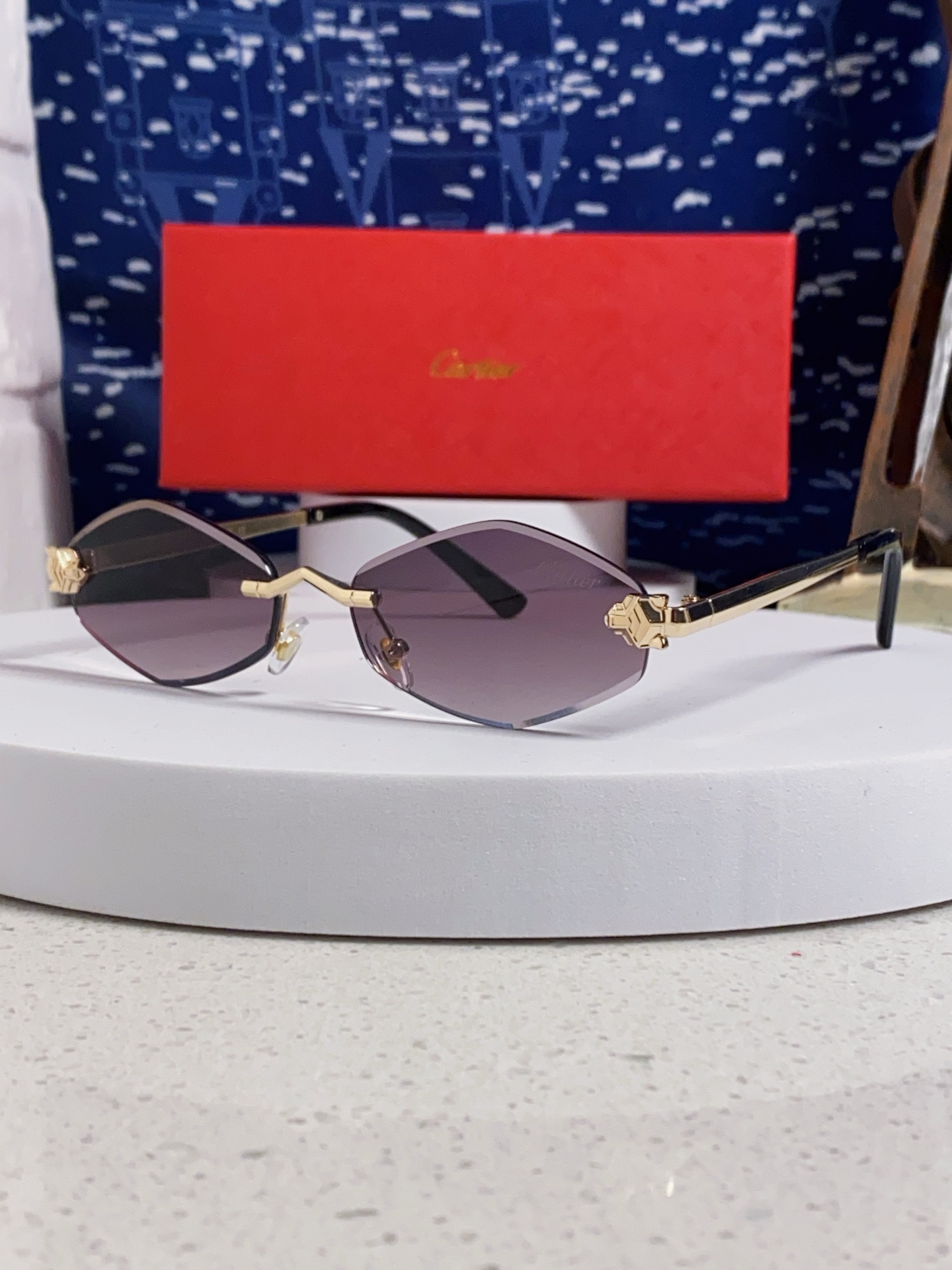 Cartier卡地亚 2025新款时尚复古个性舒适 前卫CT0443S太阳镜 墨镜高质感潮 金属无框豹子