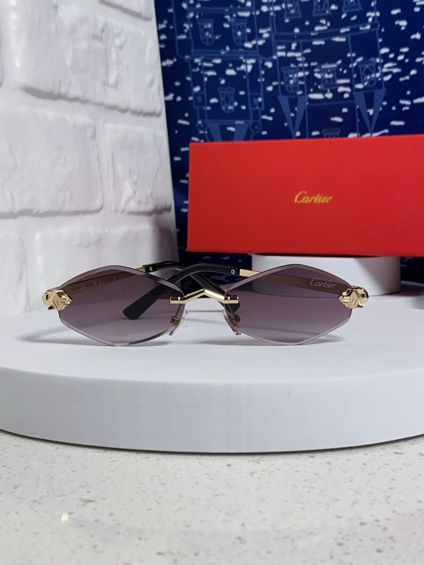 Cartier卡地亚 2025新款时尚复古个性舒适 前卫CT0443S太阳镜 墨镜高质感潮 金属无框豹子