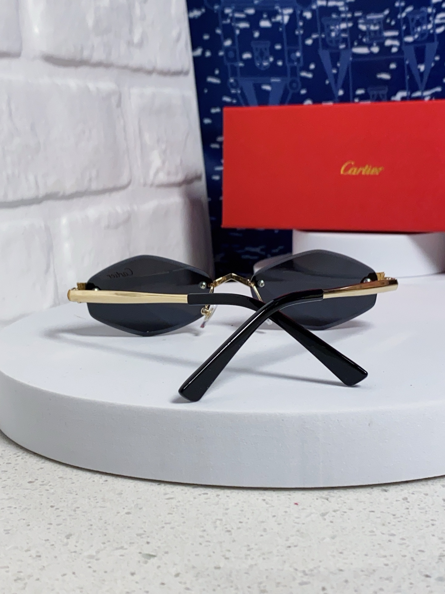 Cartier卡地亚 2025新款时尚复古个性舒适 前卫CT0443S太阳镜 墨镜高质感潮 金属无框豹子