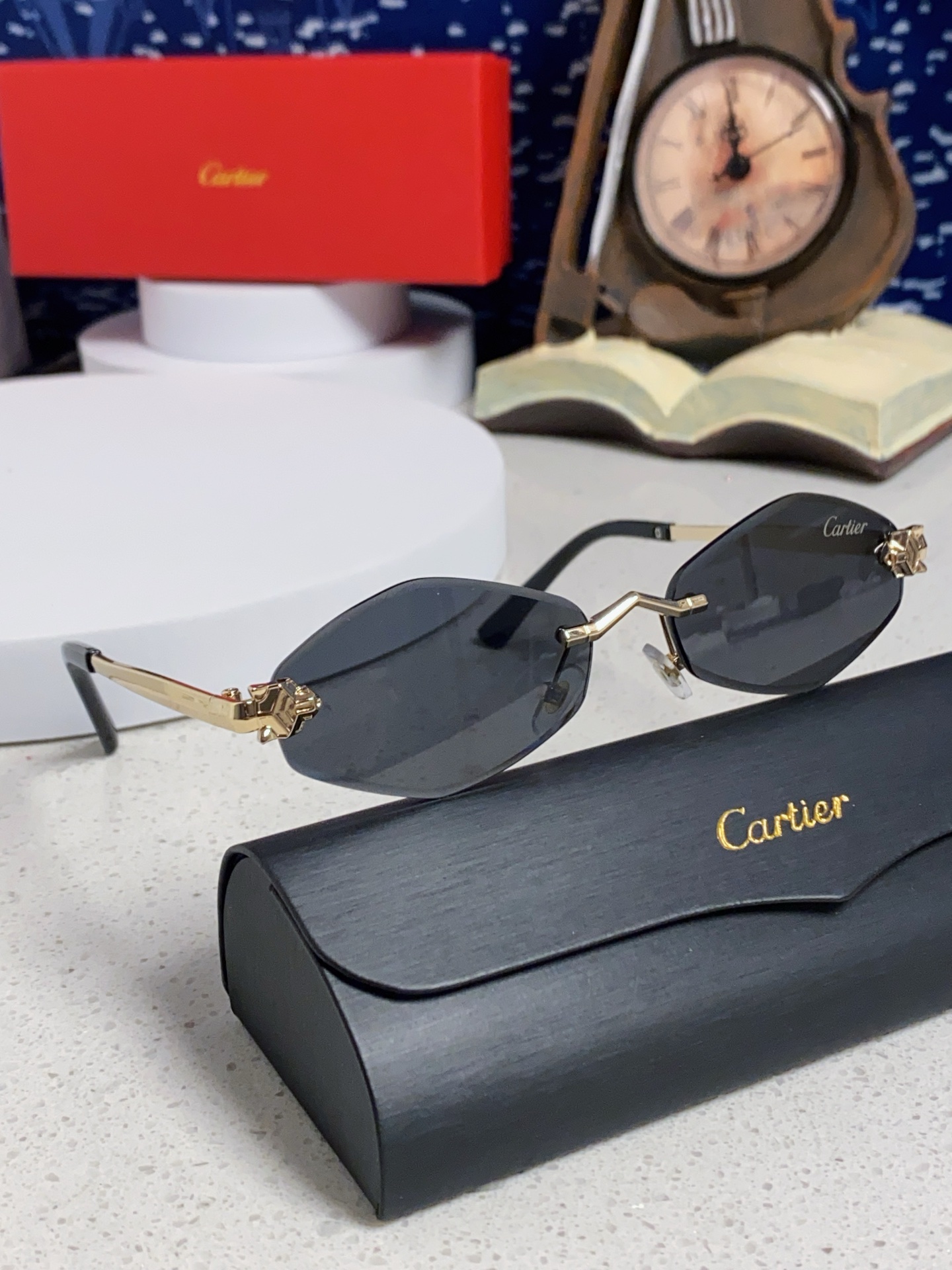 Cartier卡地亚 2025新款时尚复古个性舒适 前卫CT0443S太阳镜 墨镜高质感潮 金属无框豹子