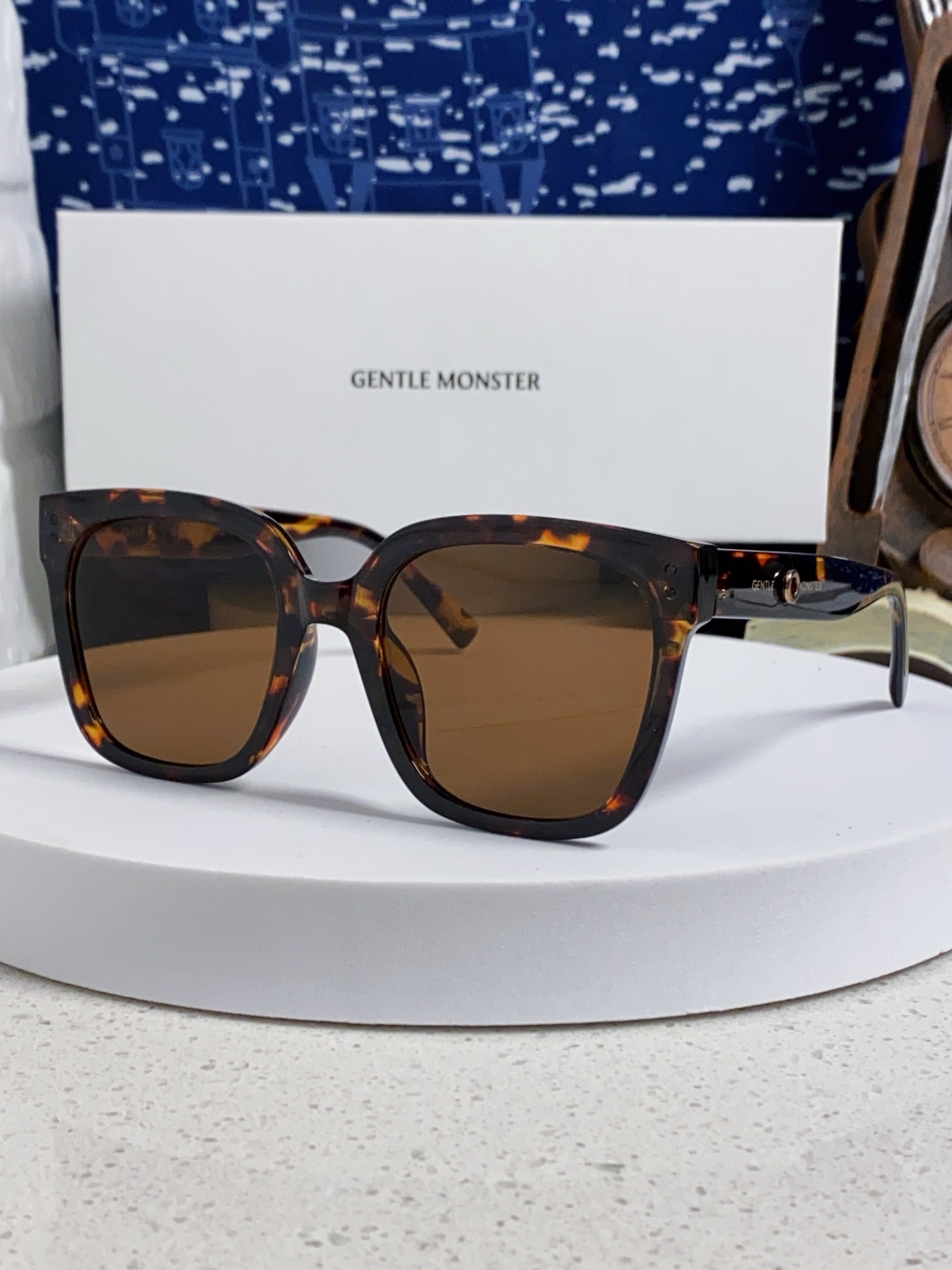   Gentle Moster(GM) 太阳镜韩版潮偏光墨镜女士方框Jennie同款大脸网红同款欧美 型