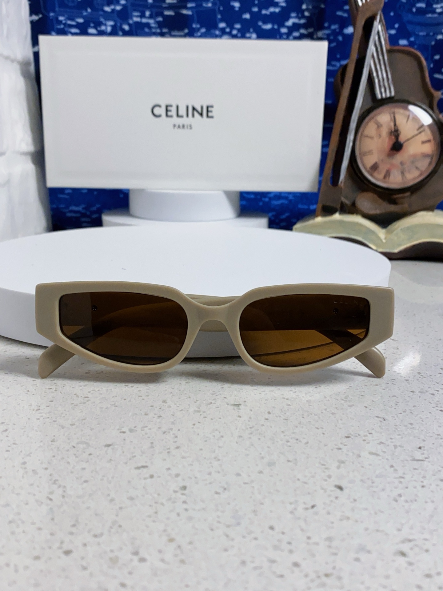  Celine赛琳 2025新款猫眼墨镜男女 春夏高级太阳镜防风防紫外线防晒 