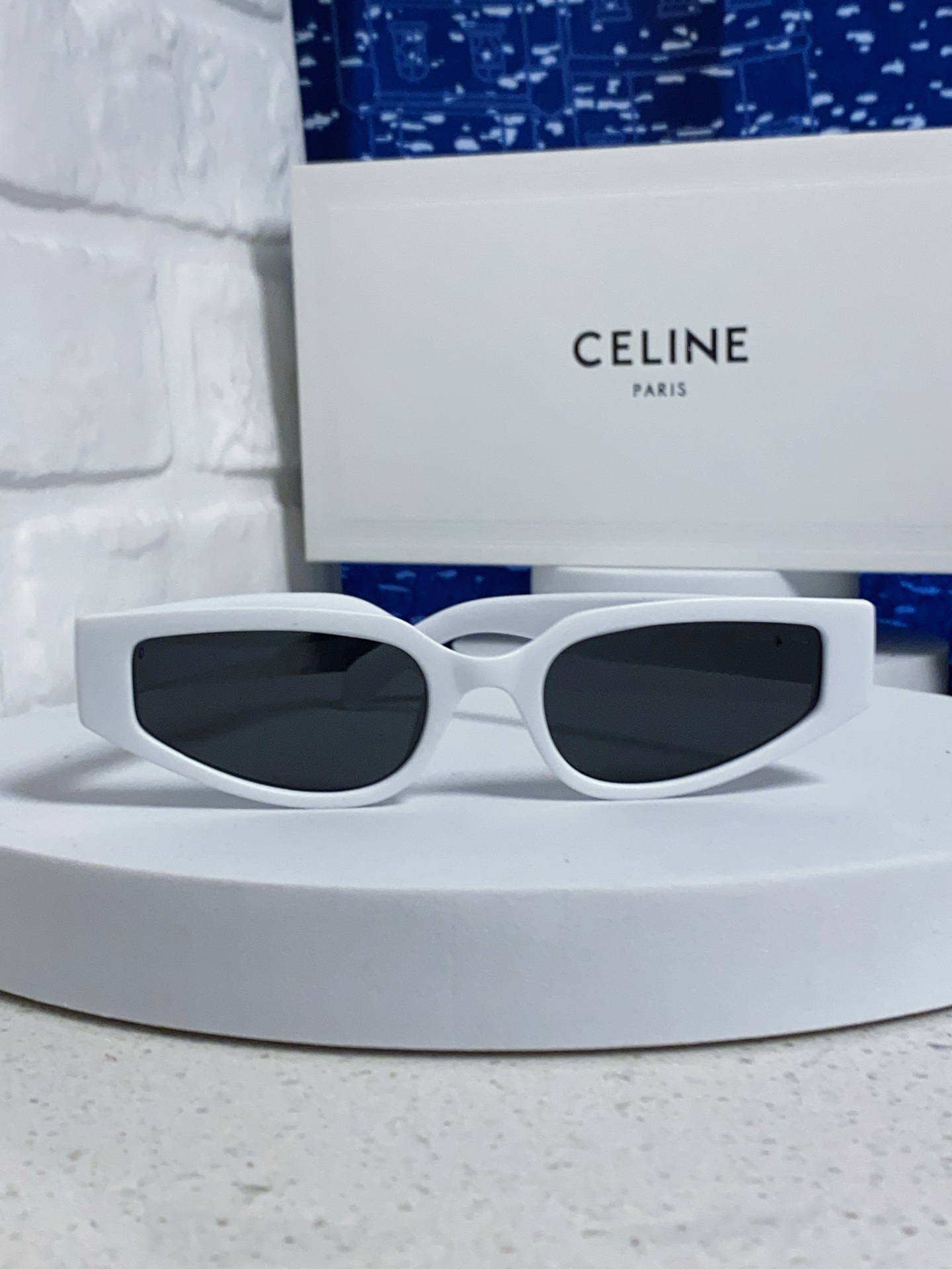  Celine赛琳 2025新款猫眼墨镜男女 春夏高级太阳镜防风防紫外线防晒 