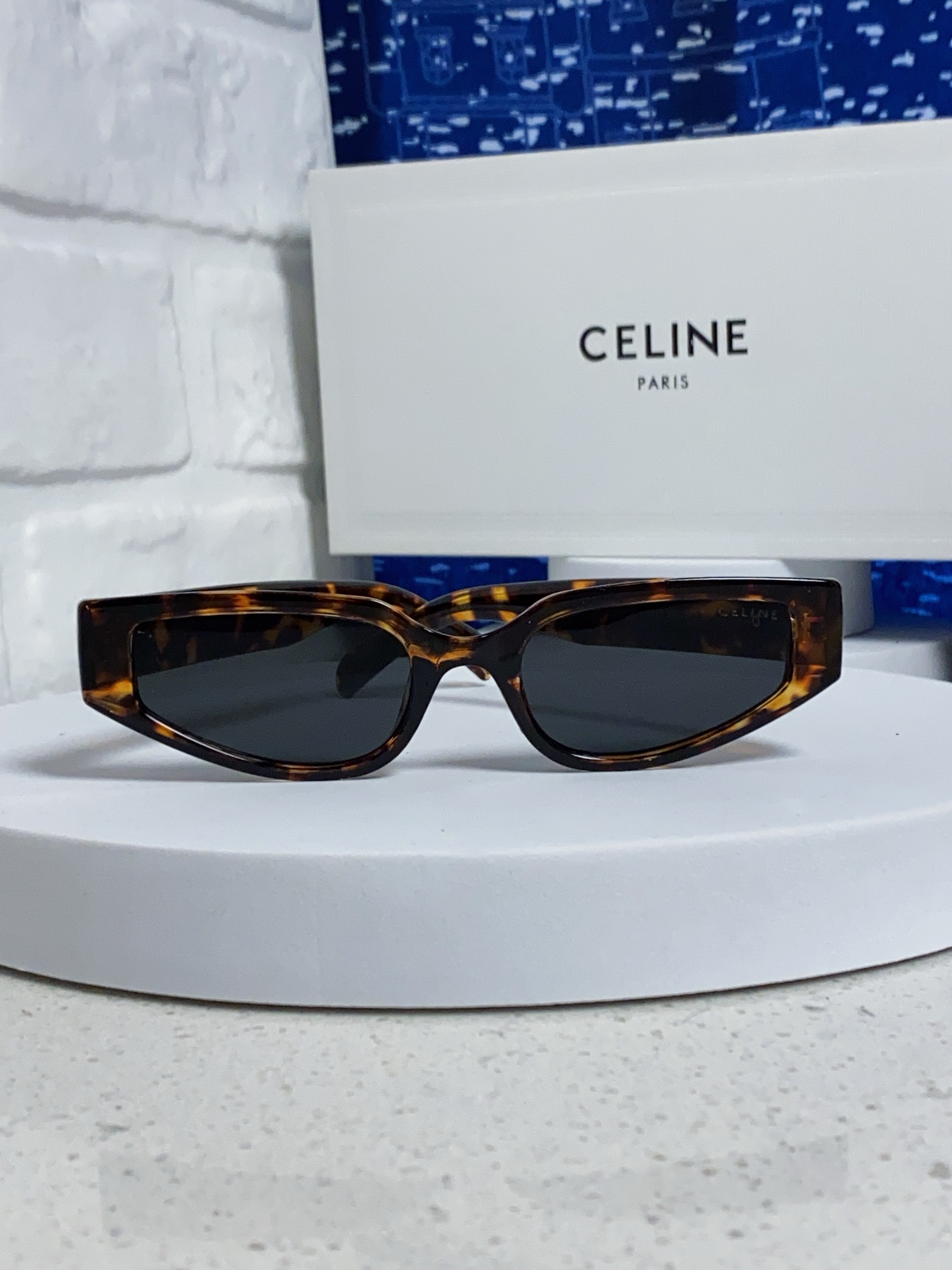  Celine赛琳 2025新款猫眼墨镜男女 春夏高级太阳镜防风防紫外线防晒 