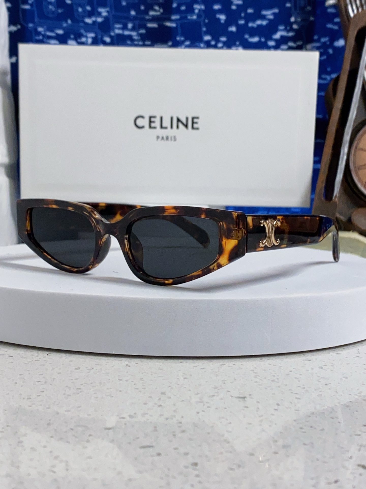  Celine赛琳 2025新款猫眼墨镜男女 春夏高级太阳镜防风防紫外线防晒 