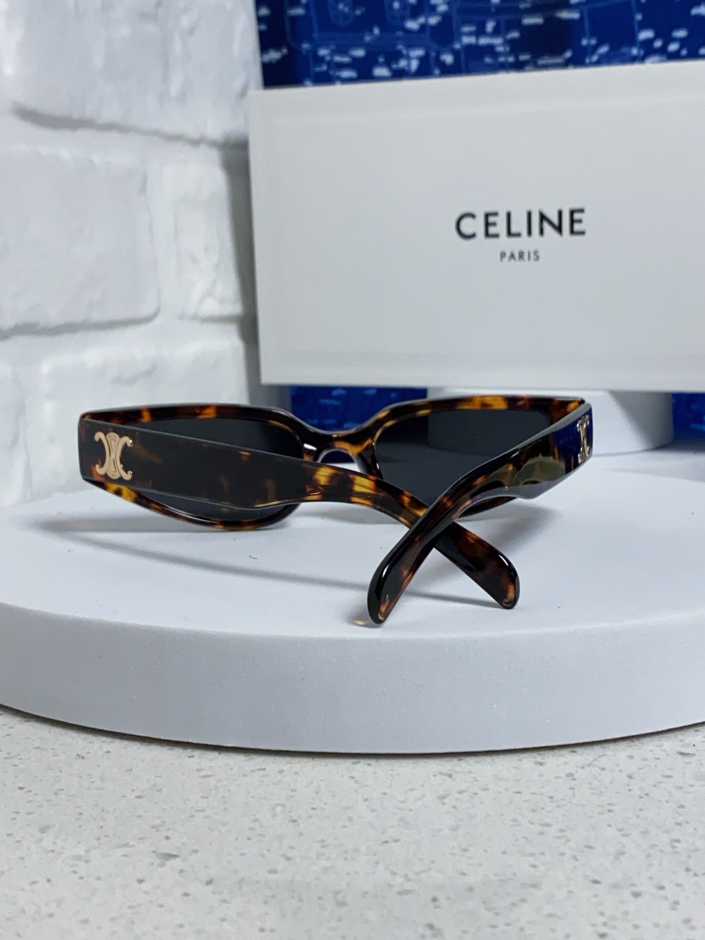  Celine赛琳 2025新款猫眼墨镜男女 春夏高级太阳镜防风防紫外线防晒 