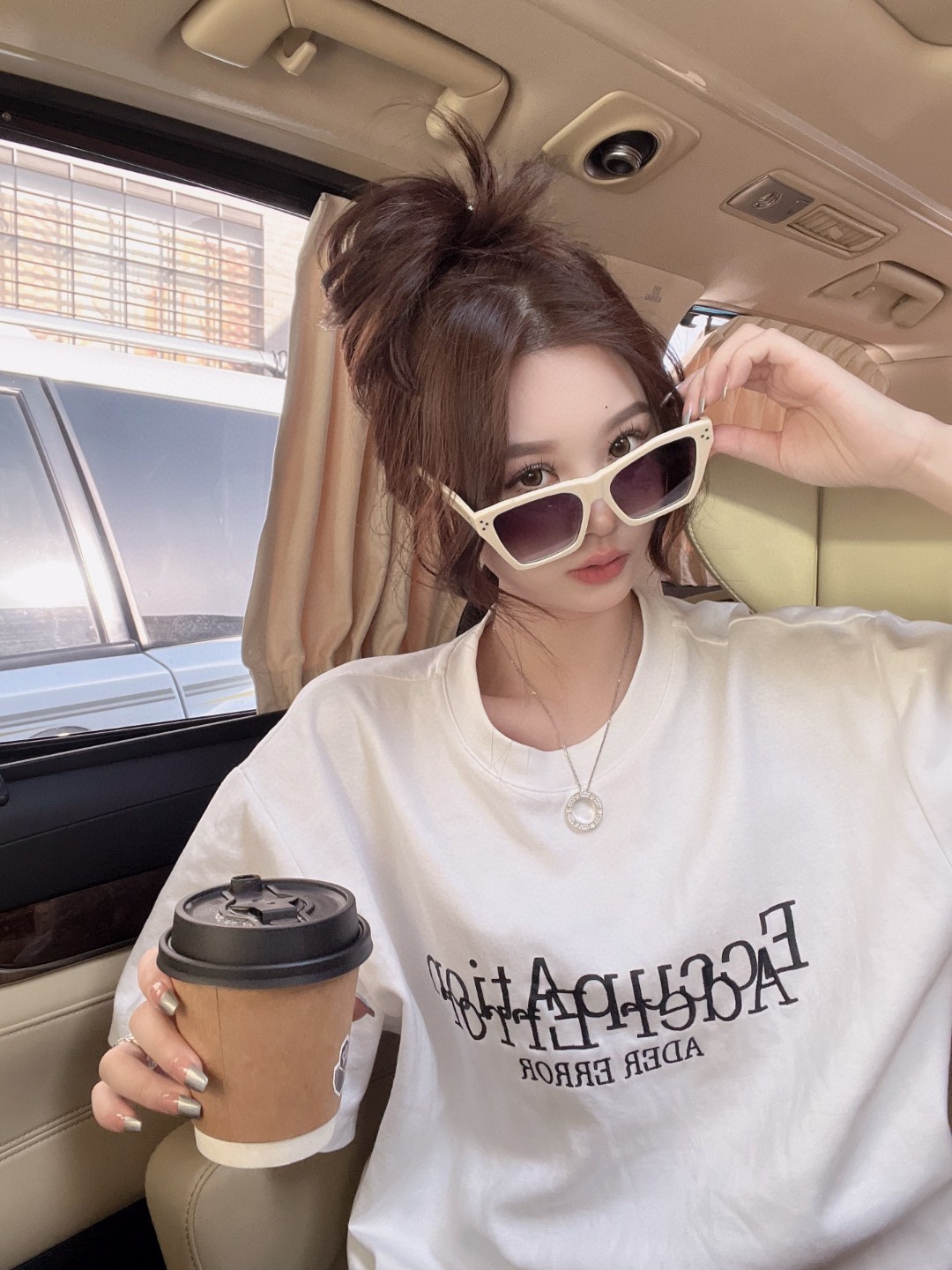  Celine赛琳 2025新品方形太阳眼镜女圆脸CL40041N时尚个性遮阳墨镜男女通用防紫外线