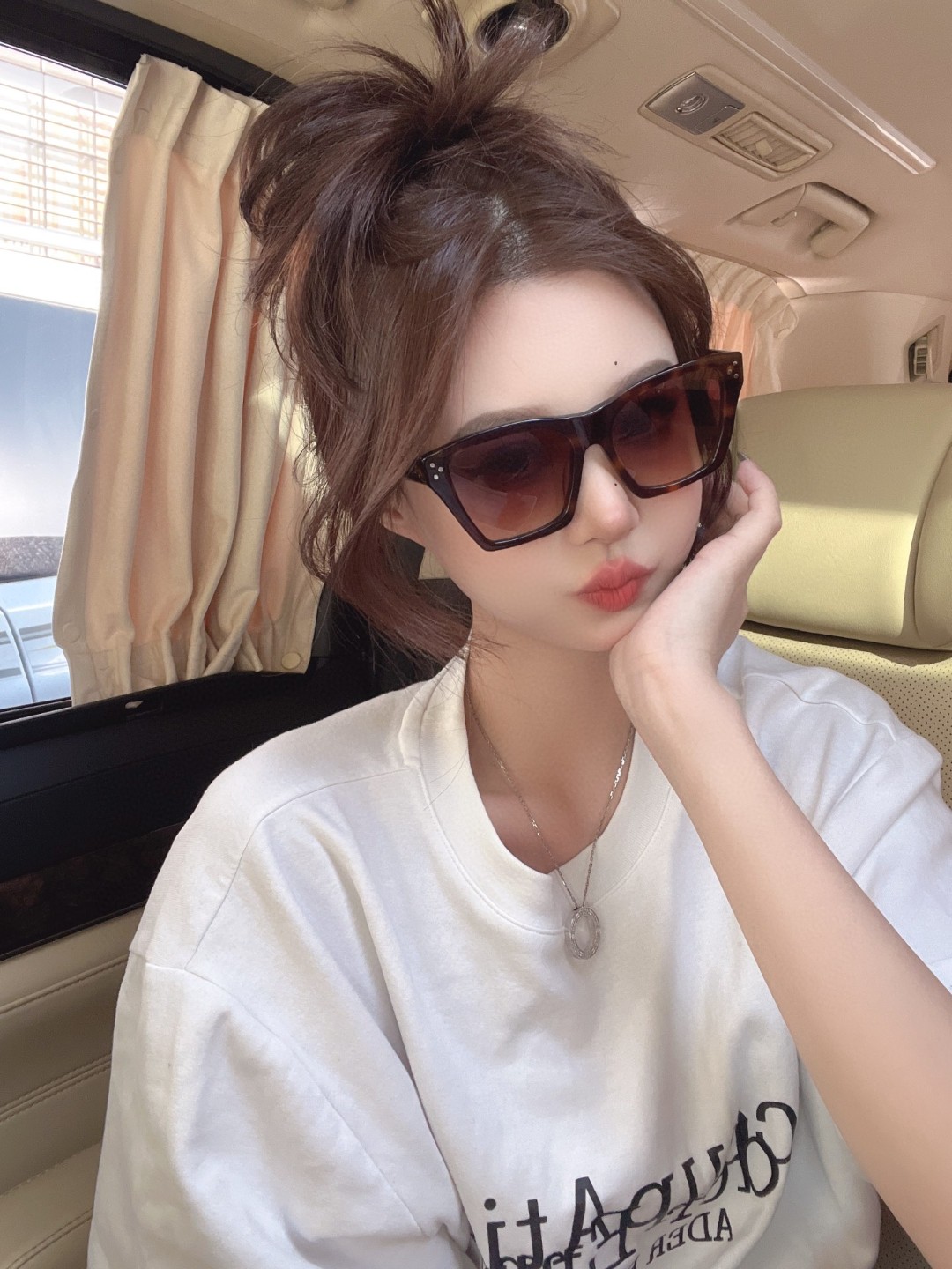  Celine赛琳 2025新品方形太阳眼镜女圆脸CL40041N时尚个性遮阳墨镜男女通用防紫外线
