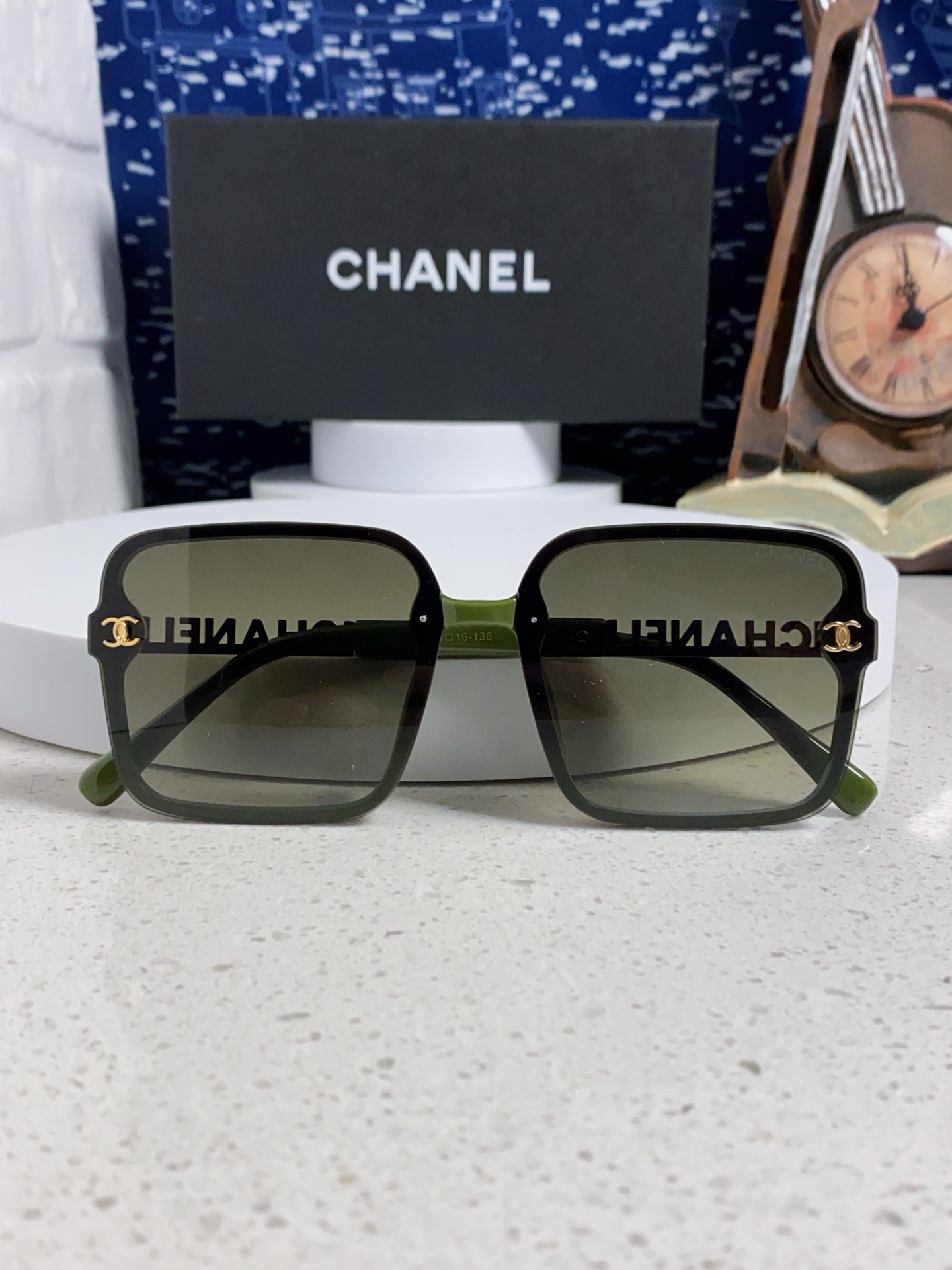  Chanel香奈儿 2025最新款爆款 女款太阳镜防紫外线墨镜高级感大脸圆脸复古眼镜素颜神器 方框时尚
