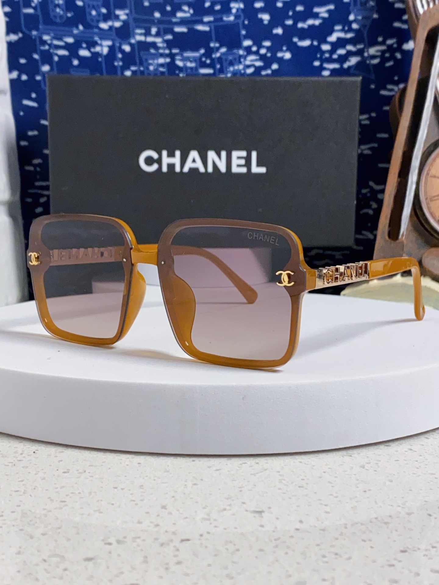  Chanel香奈儿 2024最新款爆款 女款太阳镜防紫外线墨镜高级感大脸圆脸复古眼镜素颜神器 方框时尚