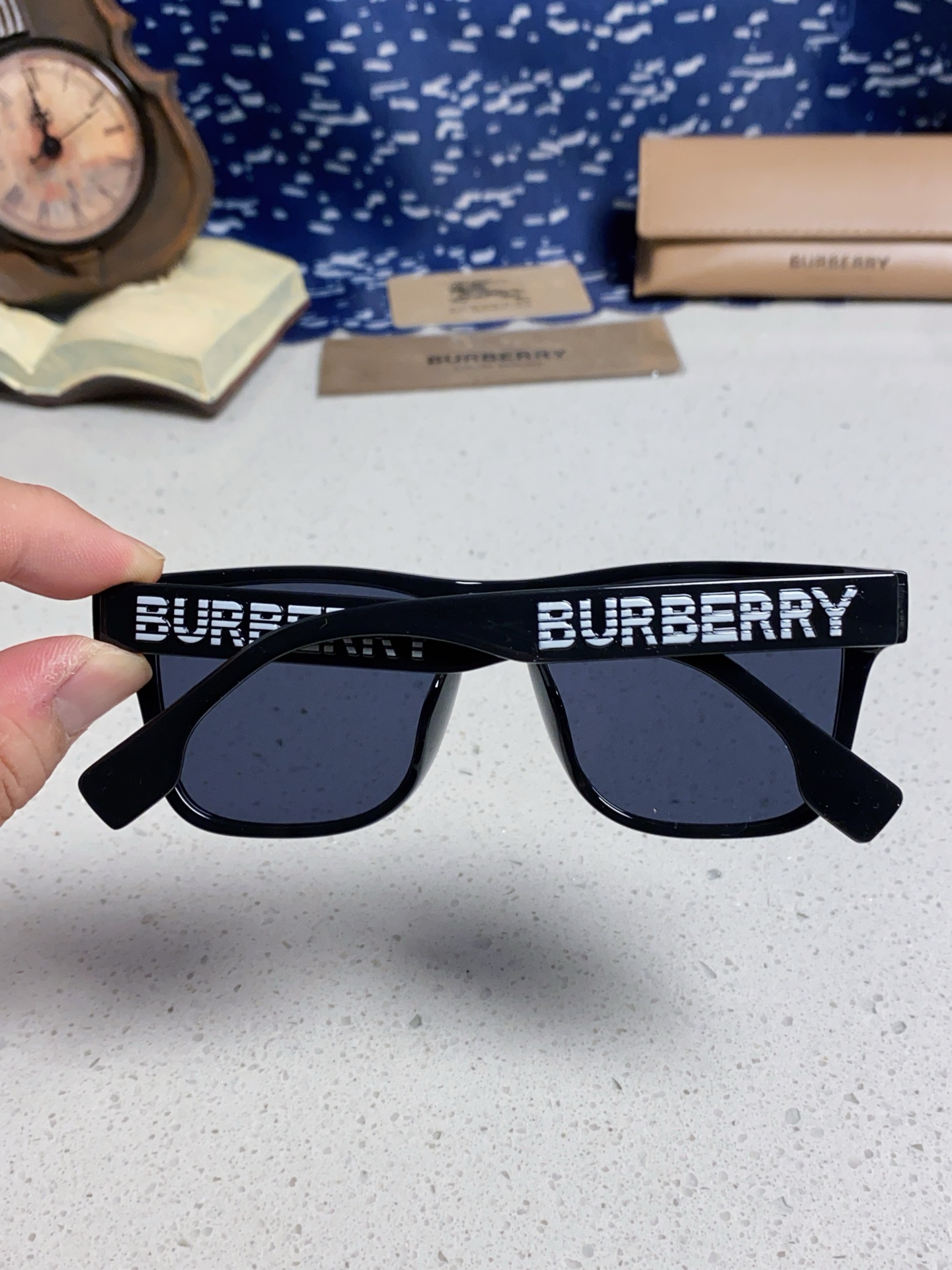  Burberry巴宝莉 2025新款墨镜男女同款巴宝莉太阳镜明星款眼镜护目镜 男士开车专用