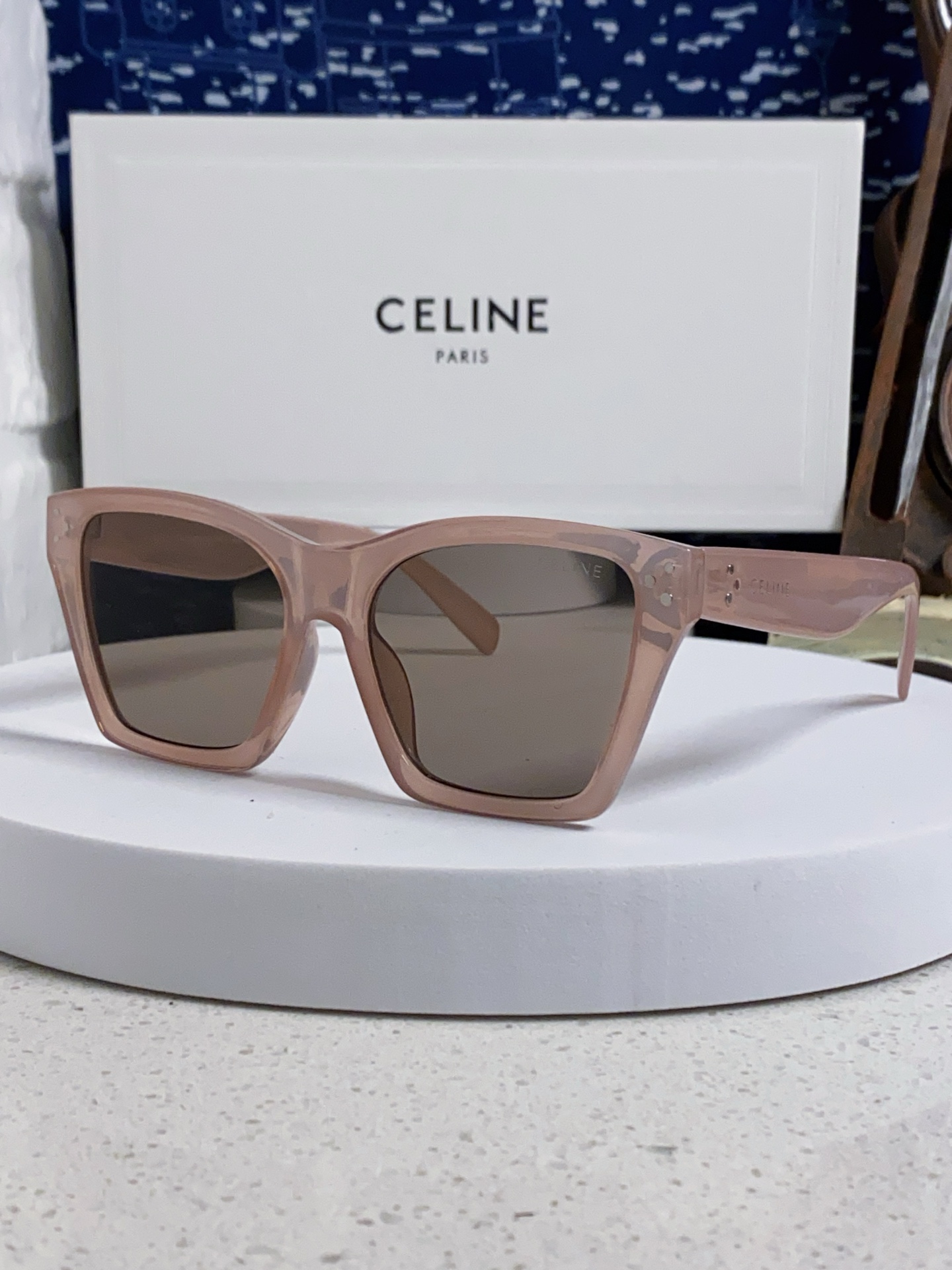  Celine赛琳 2025新品方形太阳眼镜女圆脸CL40041N时尚个性遮阳墨镜男女通用防紫外线