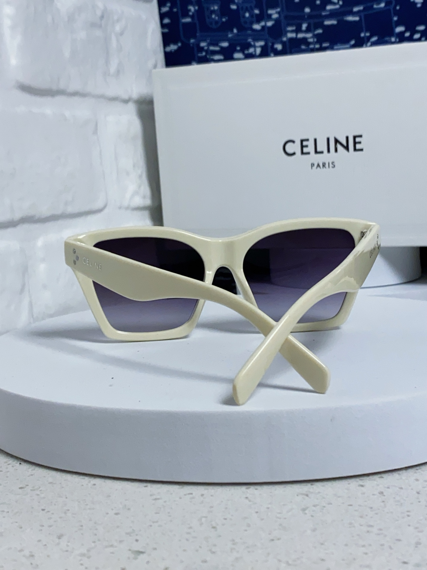  Celine赛琳 2025新品方形太阳眼镜女圆脸CL40041N时尚个性遮阳墨镜男女通用防紫外线