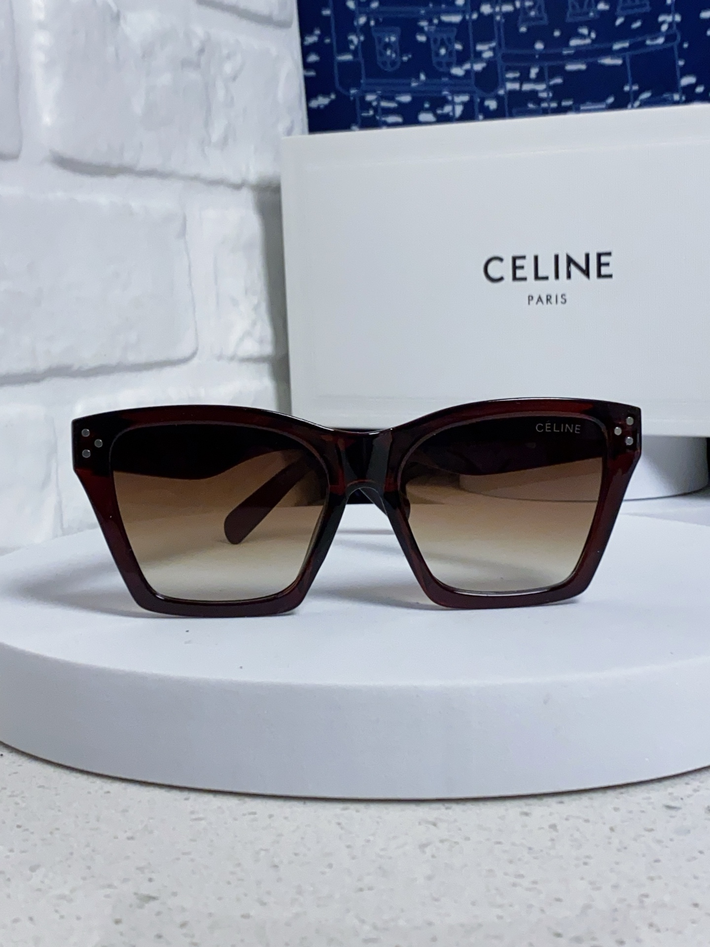 Celine赛琳 2025新品方形太阳眼镜女圆脸CL40041N时尚个性遮阳墨镜男女通用防紫外线