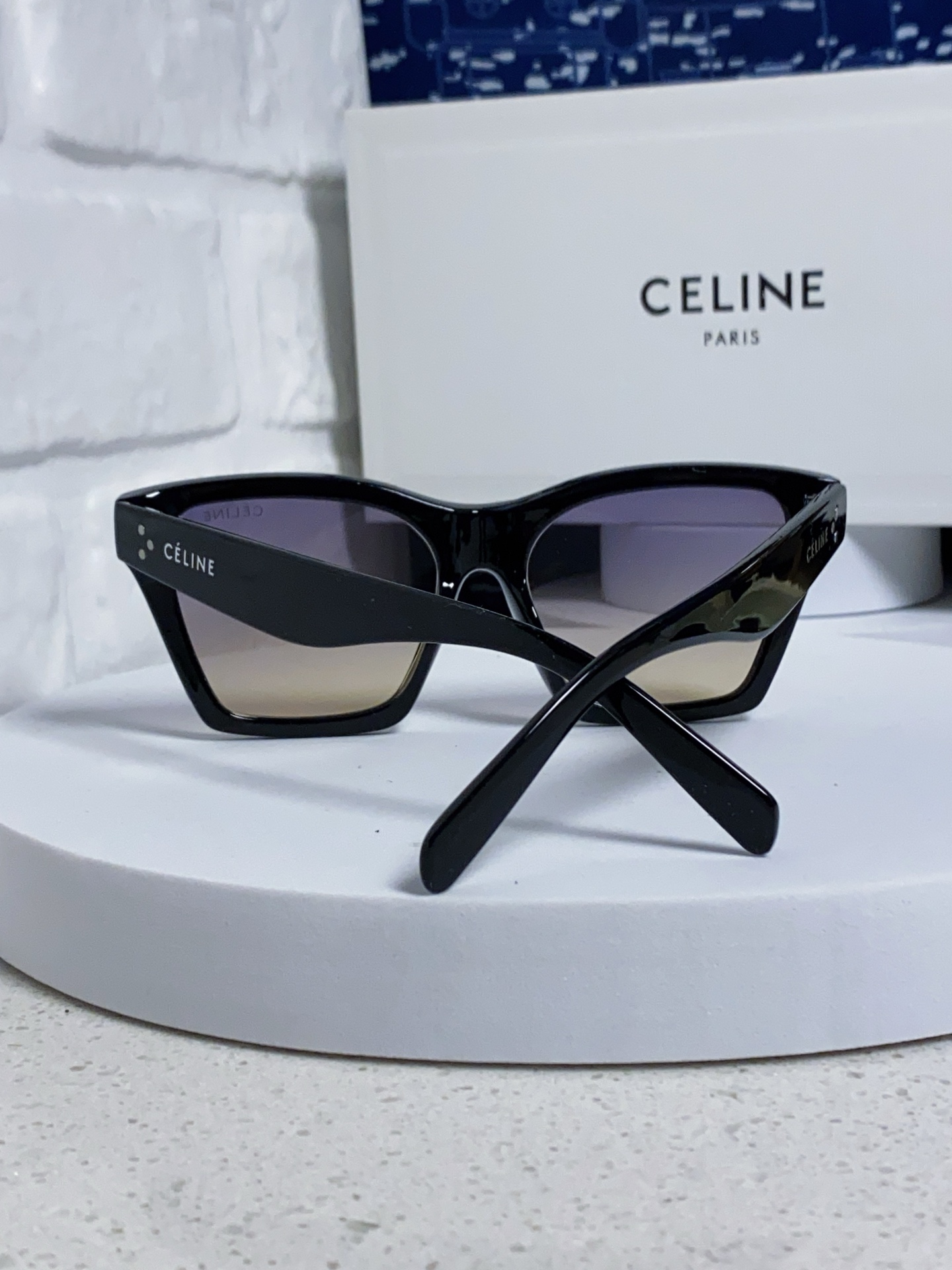  Celine赛琳 2025新品方形太阳眼镜女圆脸CL40041N时尚个性遮阳墨镜男女通用防紫外线