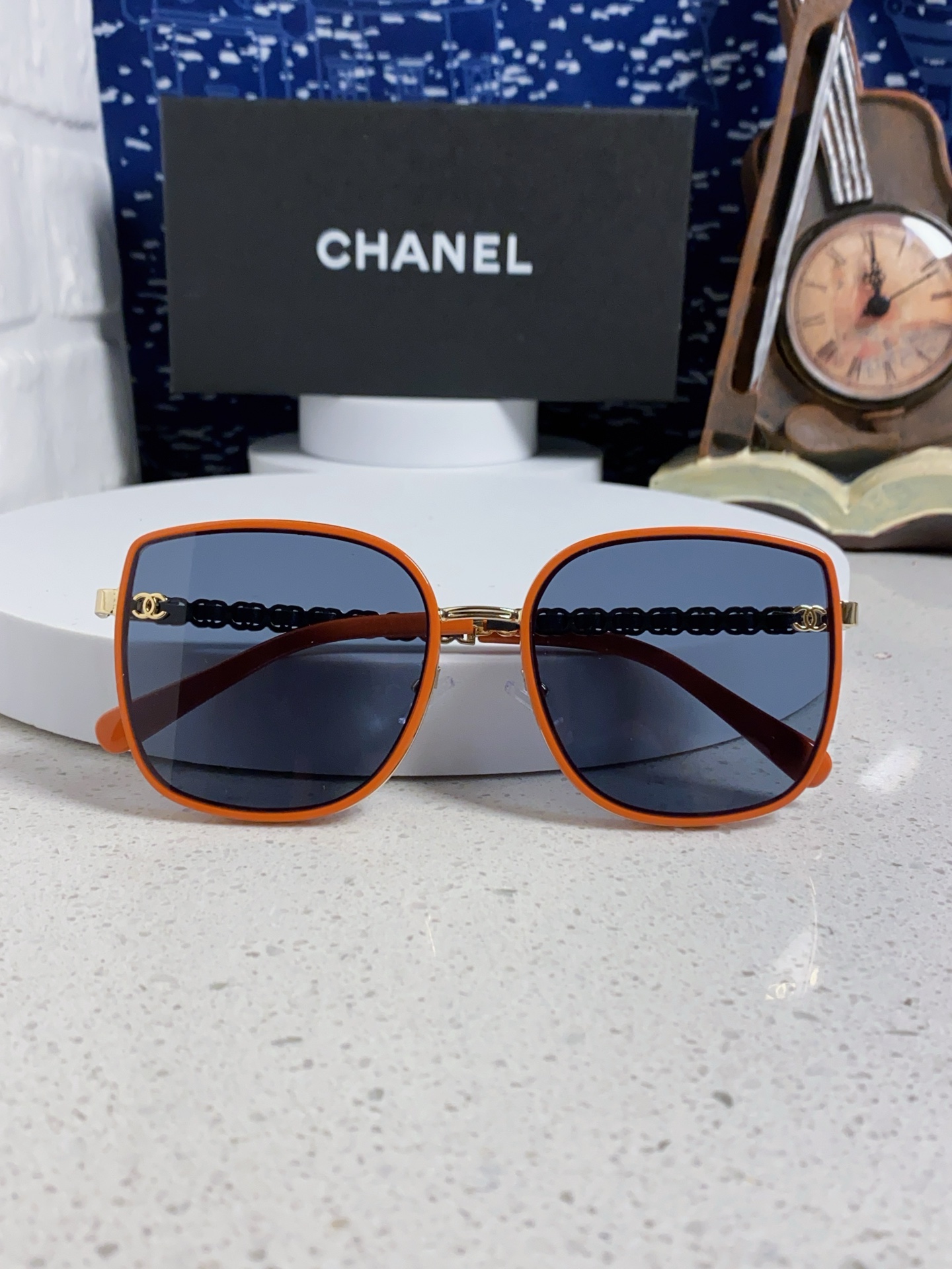  Chanel 香奈儿 2025新品网红同款女士太阳眼镜时尚潮流墨镜开车防紫外线墨镜 新款链条双c 