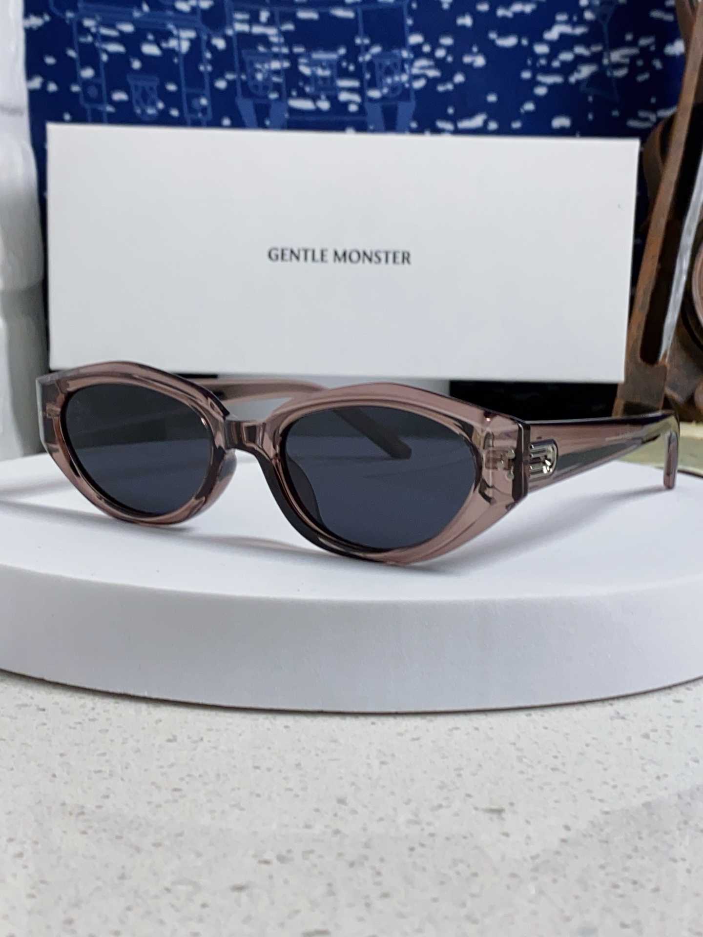   Gentle Moster(GM) 2025新款太阳眼镜男女士明星同款猫眼高级感防紫外线 型号：DA