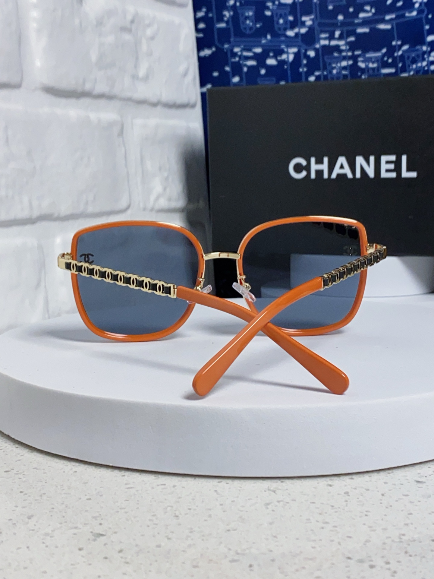  Chanel 香奈儿 2025新品网红同款女士太阳眼镜时尚潮流墨镜开车防紫外线墨镜 新款链条双c 