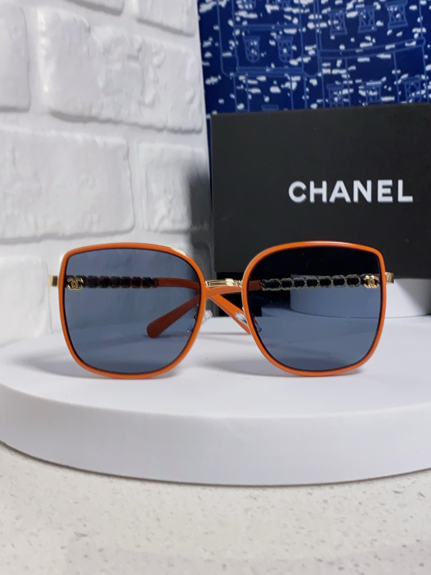  Chanel 香奈儿 2025新品网红同款女士太阳眼镜时尚潮流墨镜开车防紫外线墨镜 新款链条双c 