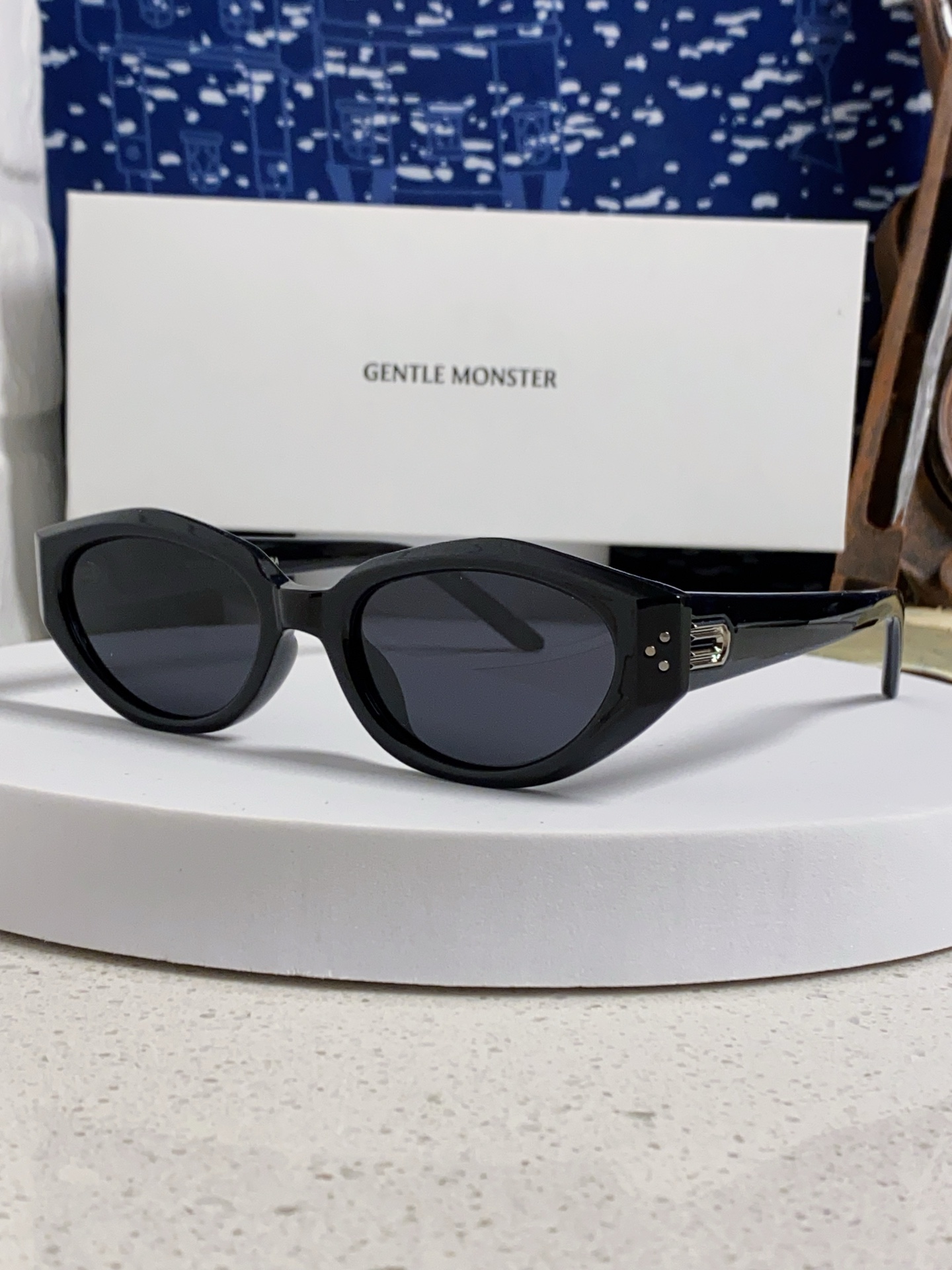   Gentle Moster(GM) 2025新款太阳眼镜男女士明星同款猫眼高级感防紫外线 型号：DA