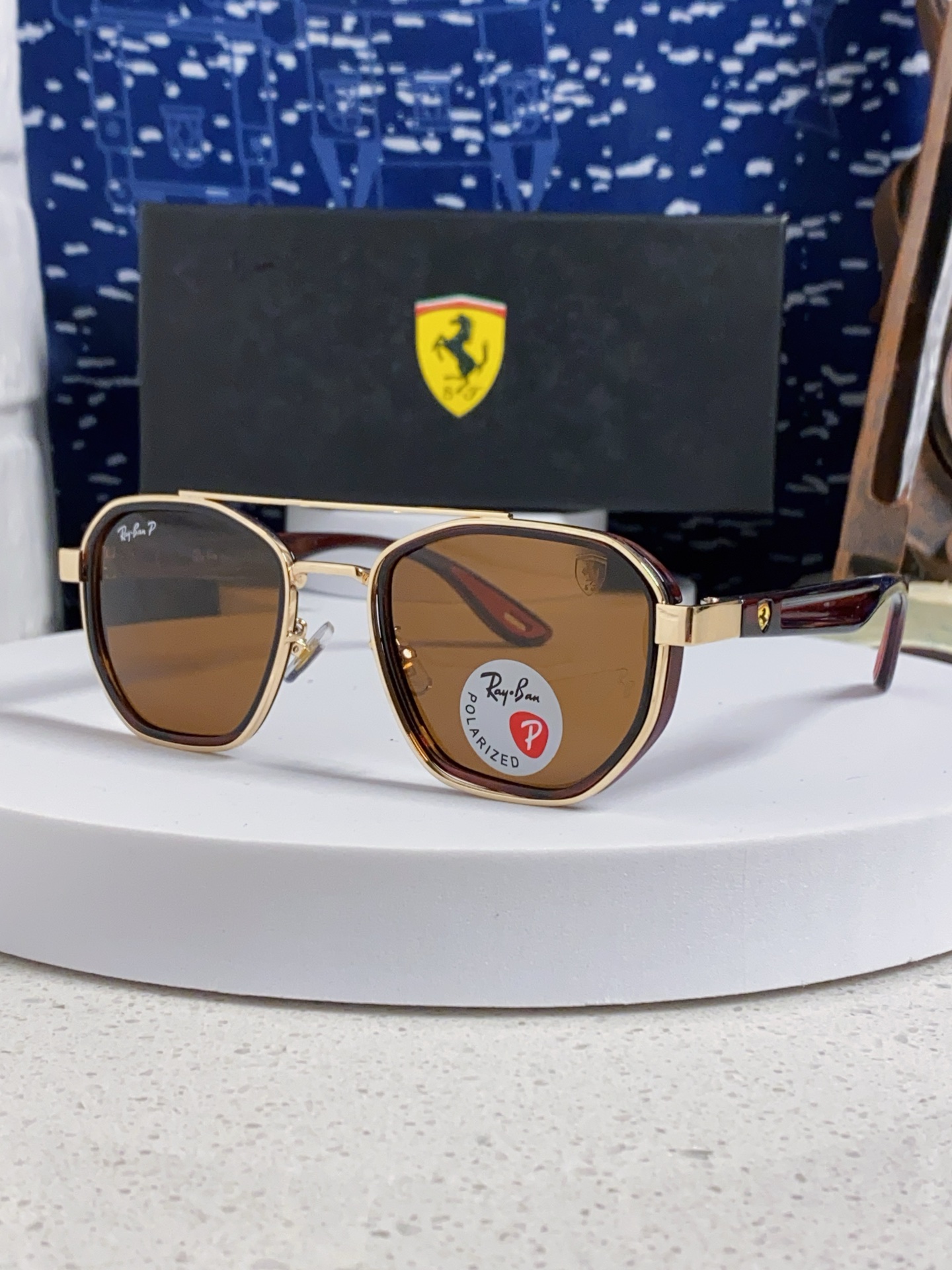  RayBan雷朋法拉利联名 2025新款偏光镜片墨镜遮阳个性双梁男女通用 开车镜太阳镜RB3675