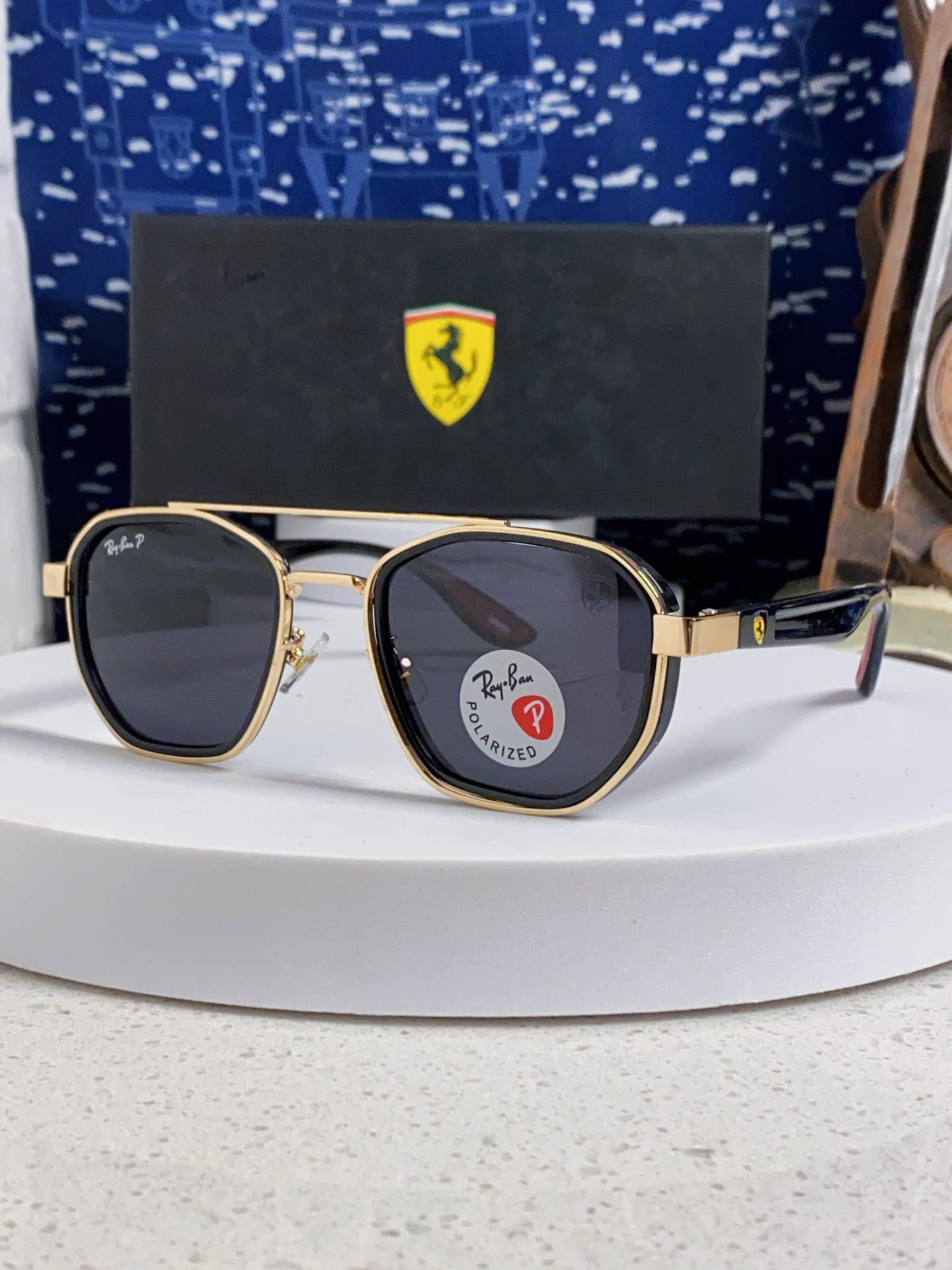  RayBan雷朋法拉利联名 2025新款偏光镜片墨镜遮阳个性双梁男女通用 开车镜太阳镜RB3675
