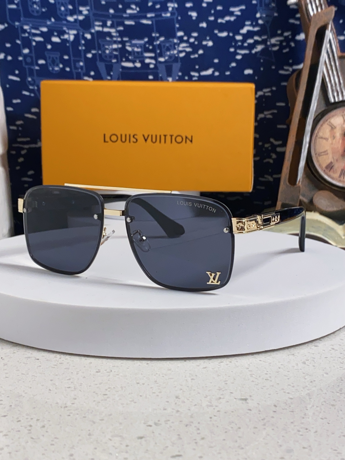  LouisVuitton路易威登 2025新款复古高级男驾驶方框时尚防晒品牌小墨镜新款太阳镜欧美爆款