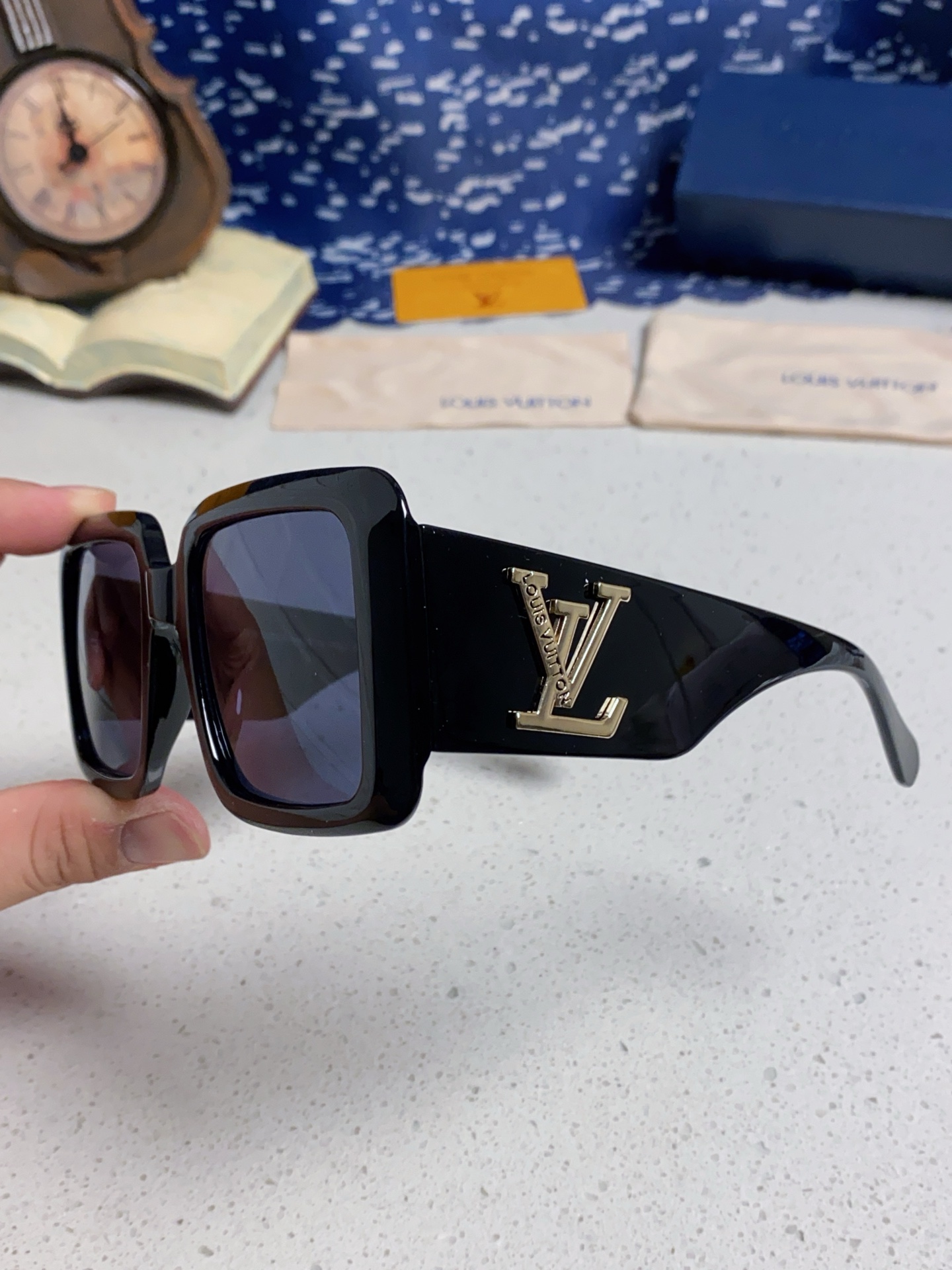  LouisVuitton路易威登 2025款欧美高端方框瘦脸太阳眼欧洲站女网红开车专用墨镜
