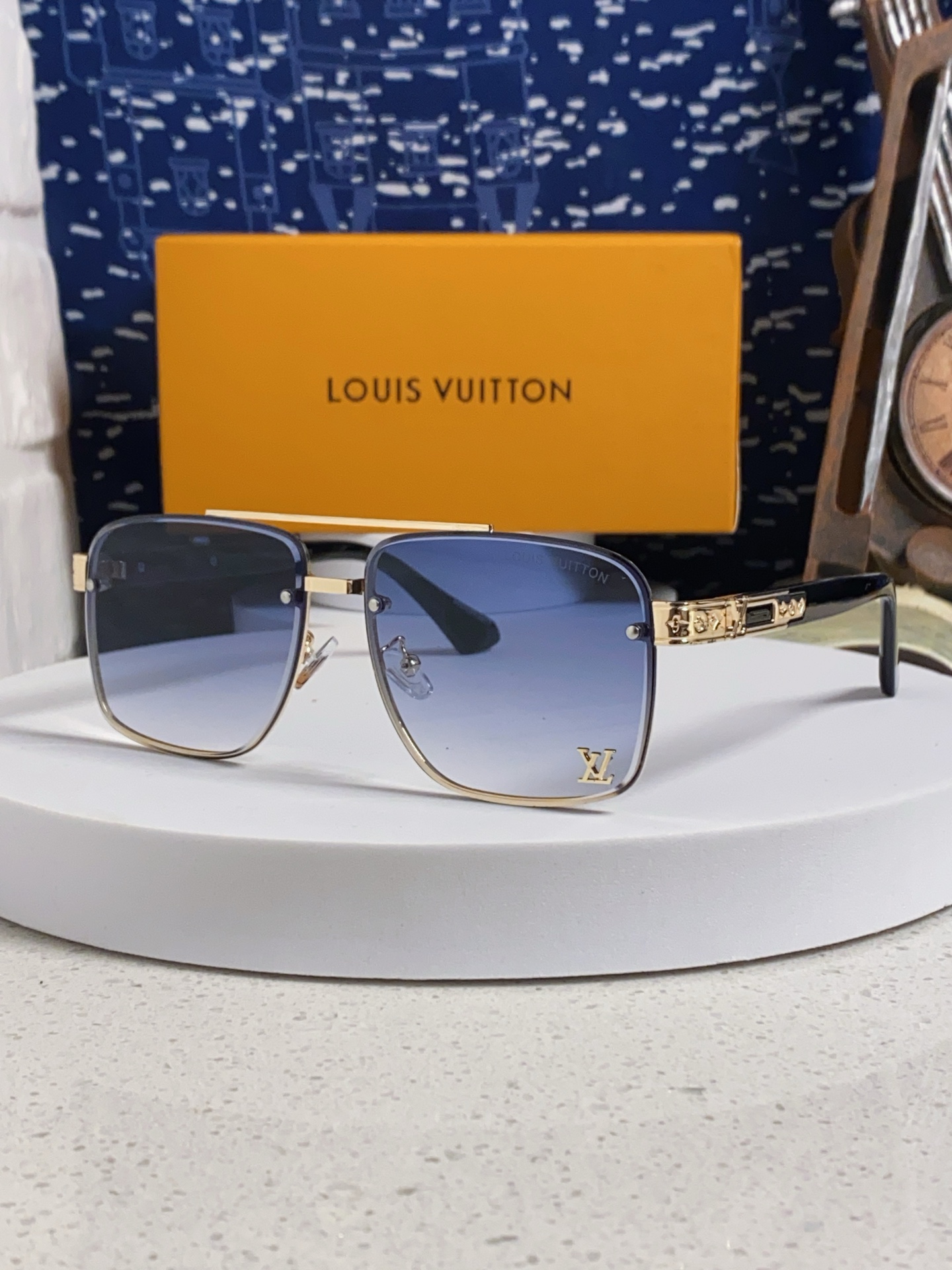  LouisVuitton路易威登 2025新款复古高级男驾驶方框时尚防晒品牌小墨镜新款太阳镜欧美爆款