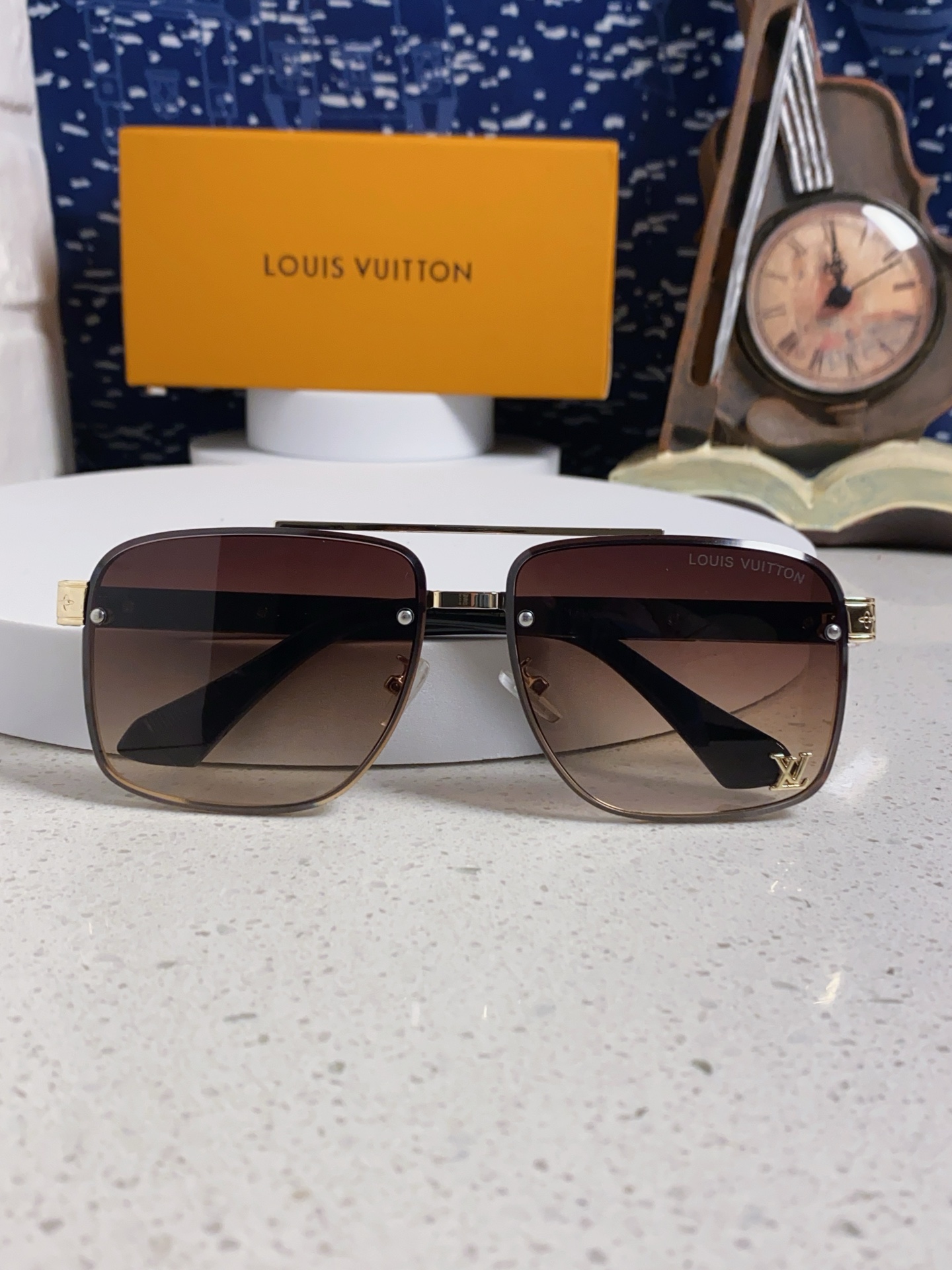  LouisVuitton路易威登 2025新款复古高级男驾驶方框时尚防晒品牌小墨镜新款太阳镜欧美爆款