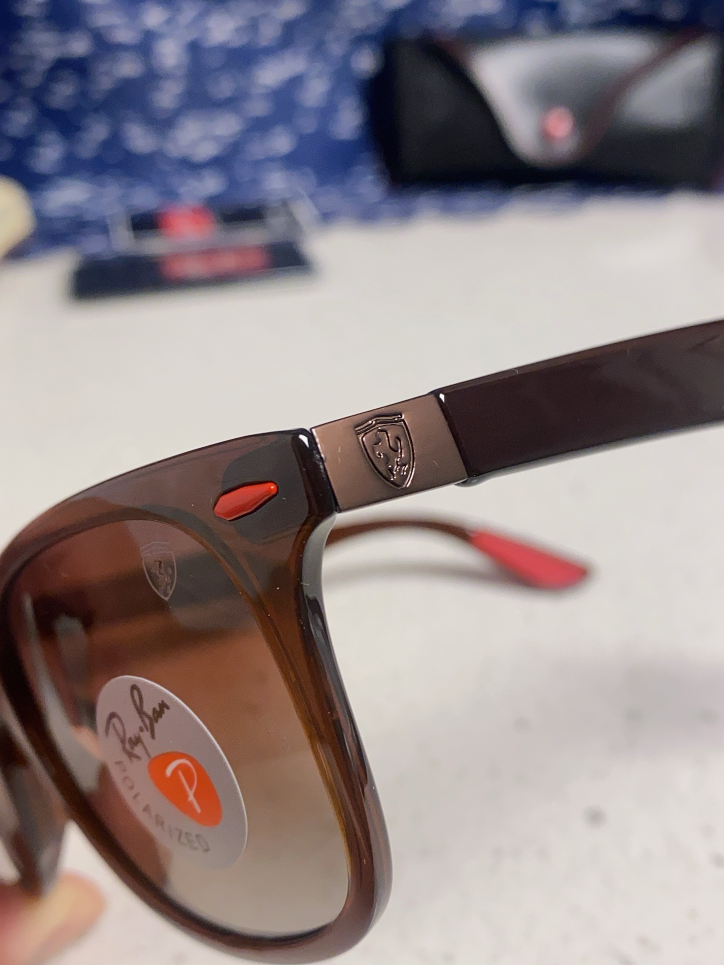  RayBan雷朋法拉利联名 经典款太阳镜墨镜BR4195树脂偏光镜 感防紫外线眼镜