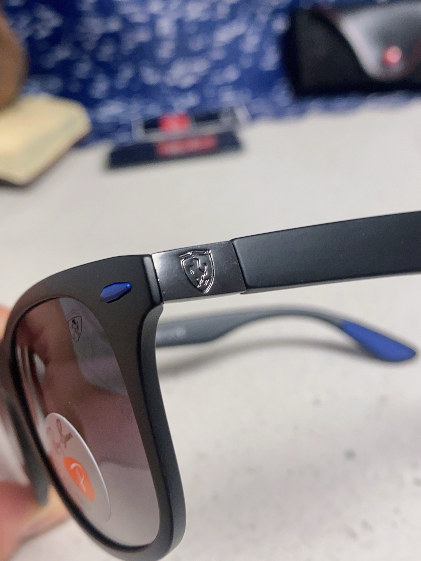  RayBan雷朋法拉利联名 经典款太阳镜墨镜BR4195树脂偏光镜 感防紫外线眼镜