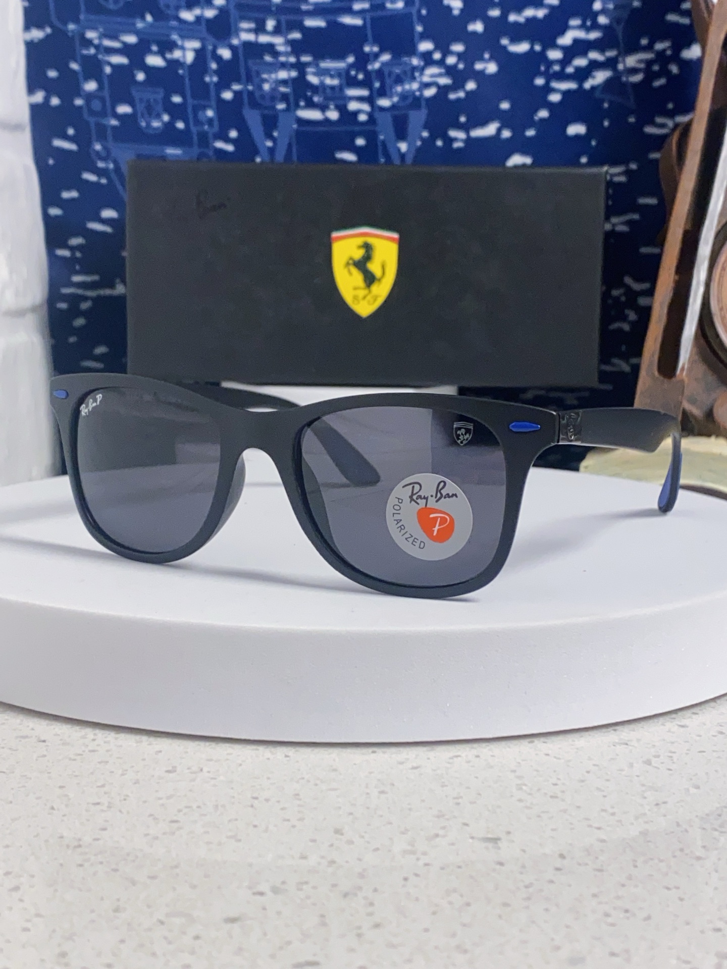  RayBan雷朋法拉利联名 经典款太阳镜墨镜BR4195树脂偏光镜 感防紫外线眼镜