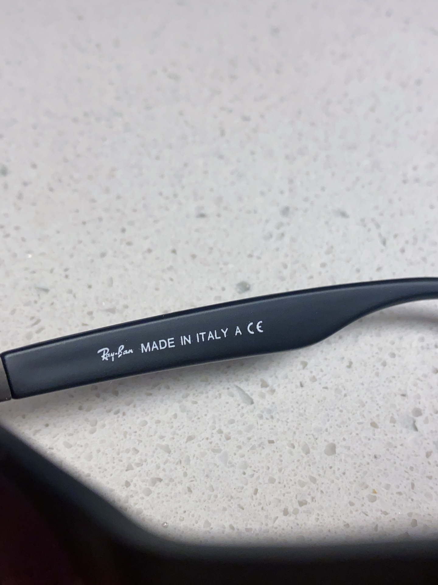  RayBan雷朋法拉利联名 经典款太阳镜墨镜BR4195树脂偏光镜 感防紫外线眼镜