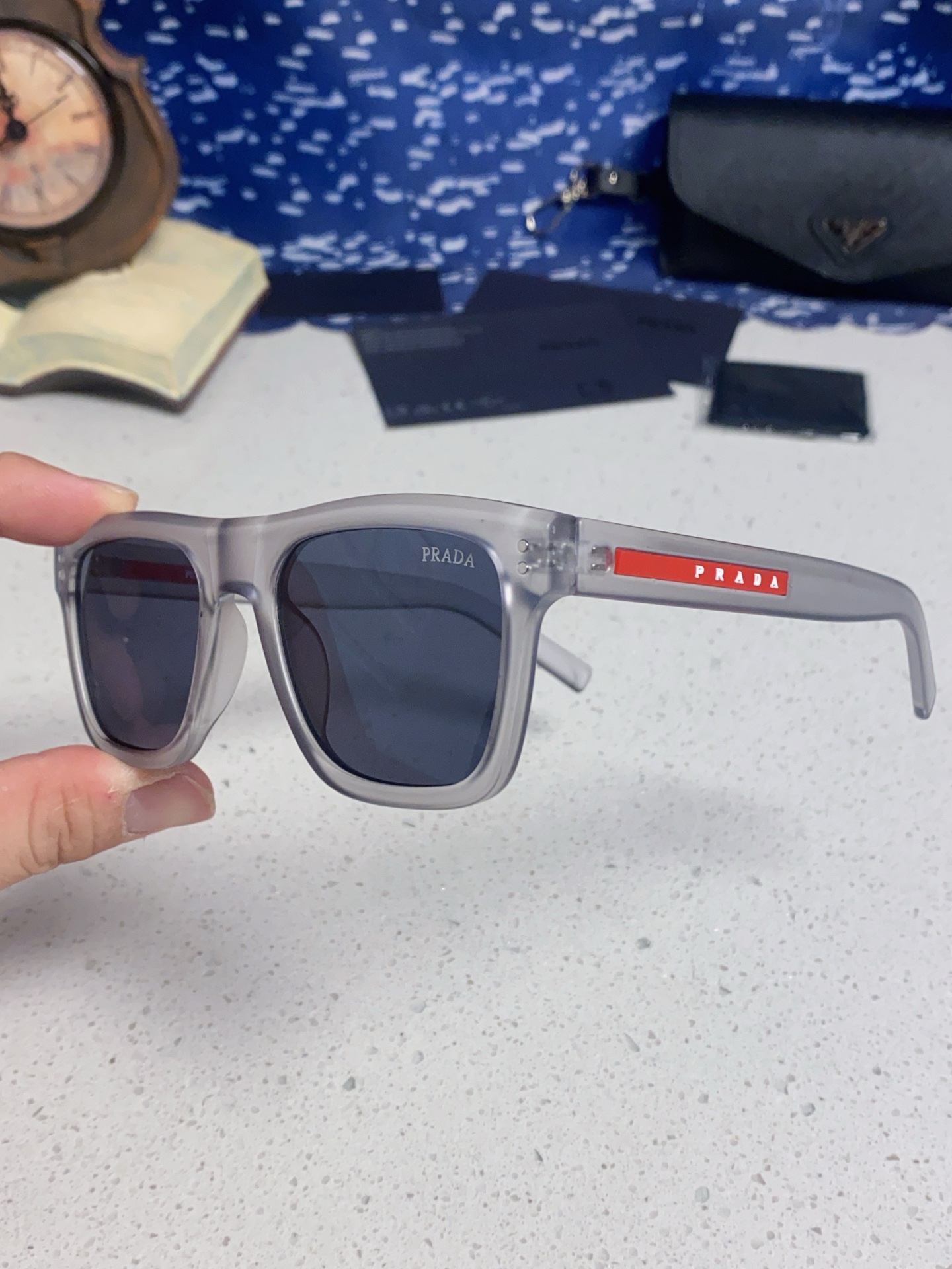 Prada普拉达 2025款欧美高端男方框简约休闲太阳眼欧洲站博主开车超轻运动墨镜