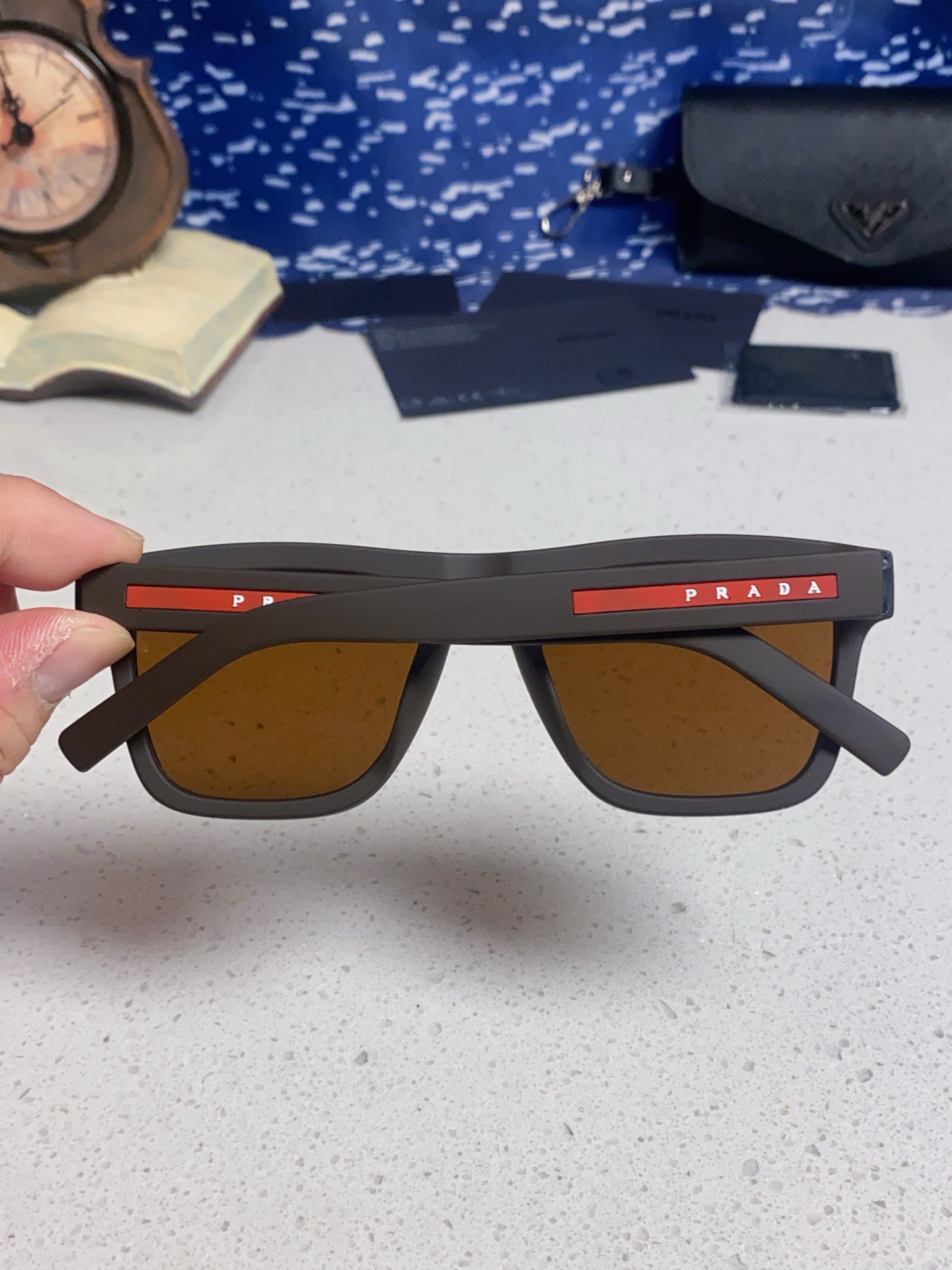 Prada普拉达 2025款欧美高端男方框简约休闲太阳眼欧洲站博主开车超轻运动墨镜