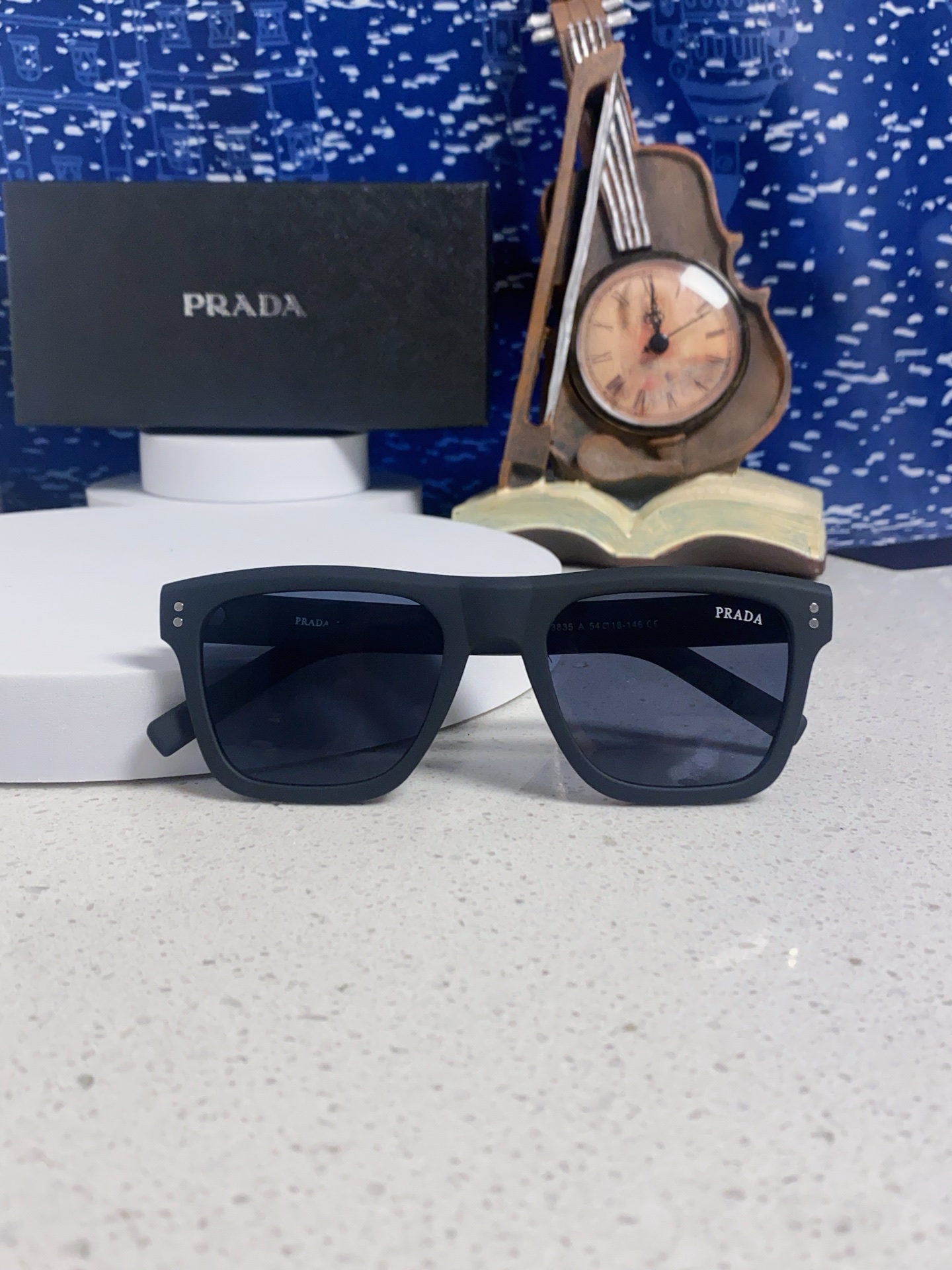 Prada普拉达 2025款欧美高端男方框简约休闲太阳眼欧洲站博主开车超轻运动墨镜