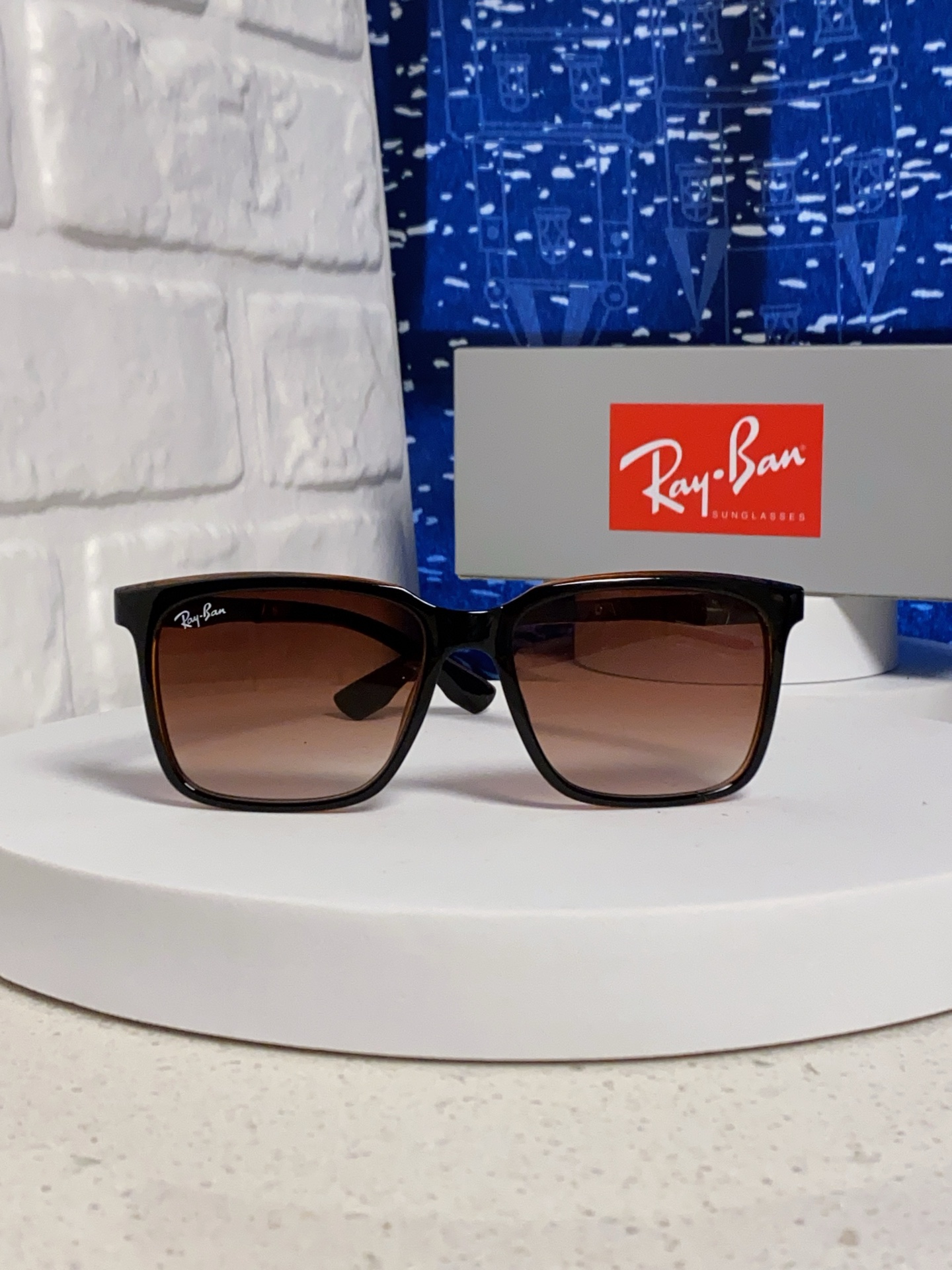 RayBan雷朋 2025新款大框男女太阳眼镜方框防紫外线大脸韩版网红墨镜 男女通用款 简约时尚 RB4