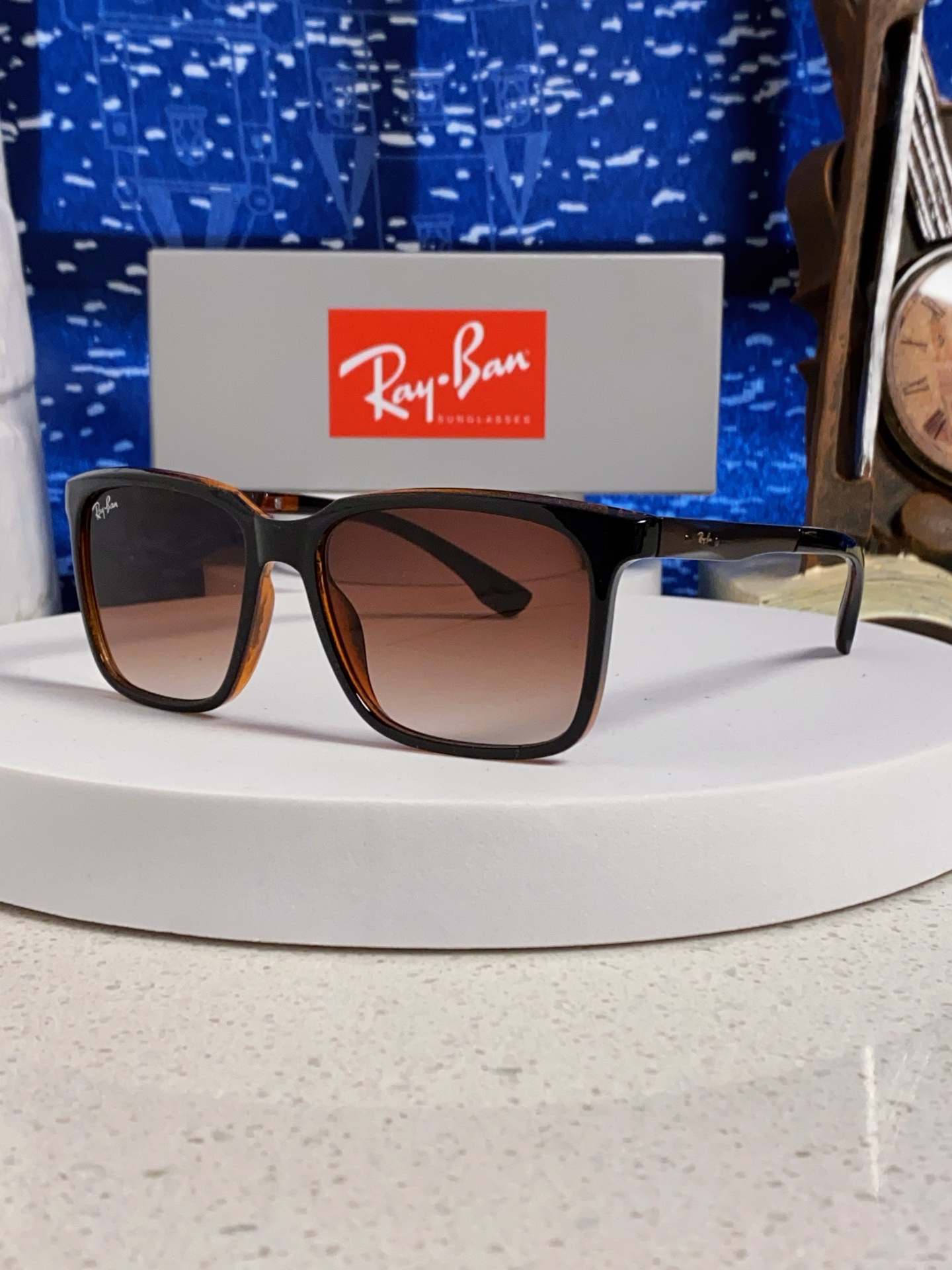 RayBan雷朋 2025新款大框男女太阳眼镜方框防紫外线大脸韩版网红墨镜 男女通用款 简约时尚 RB4